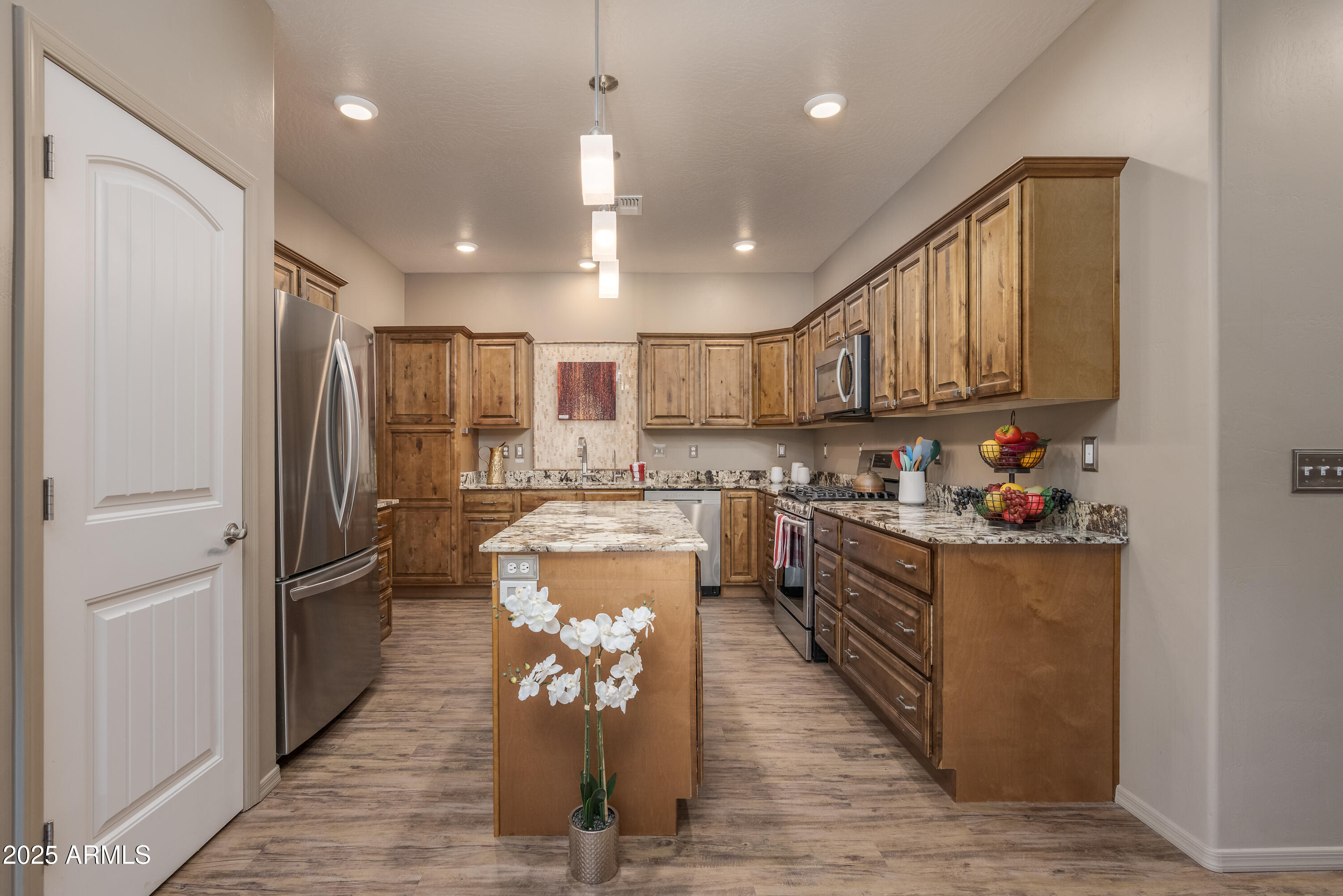 661 SHADOW CANYON Drive