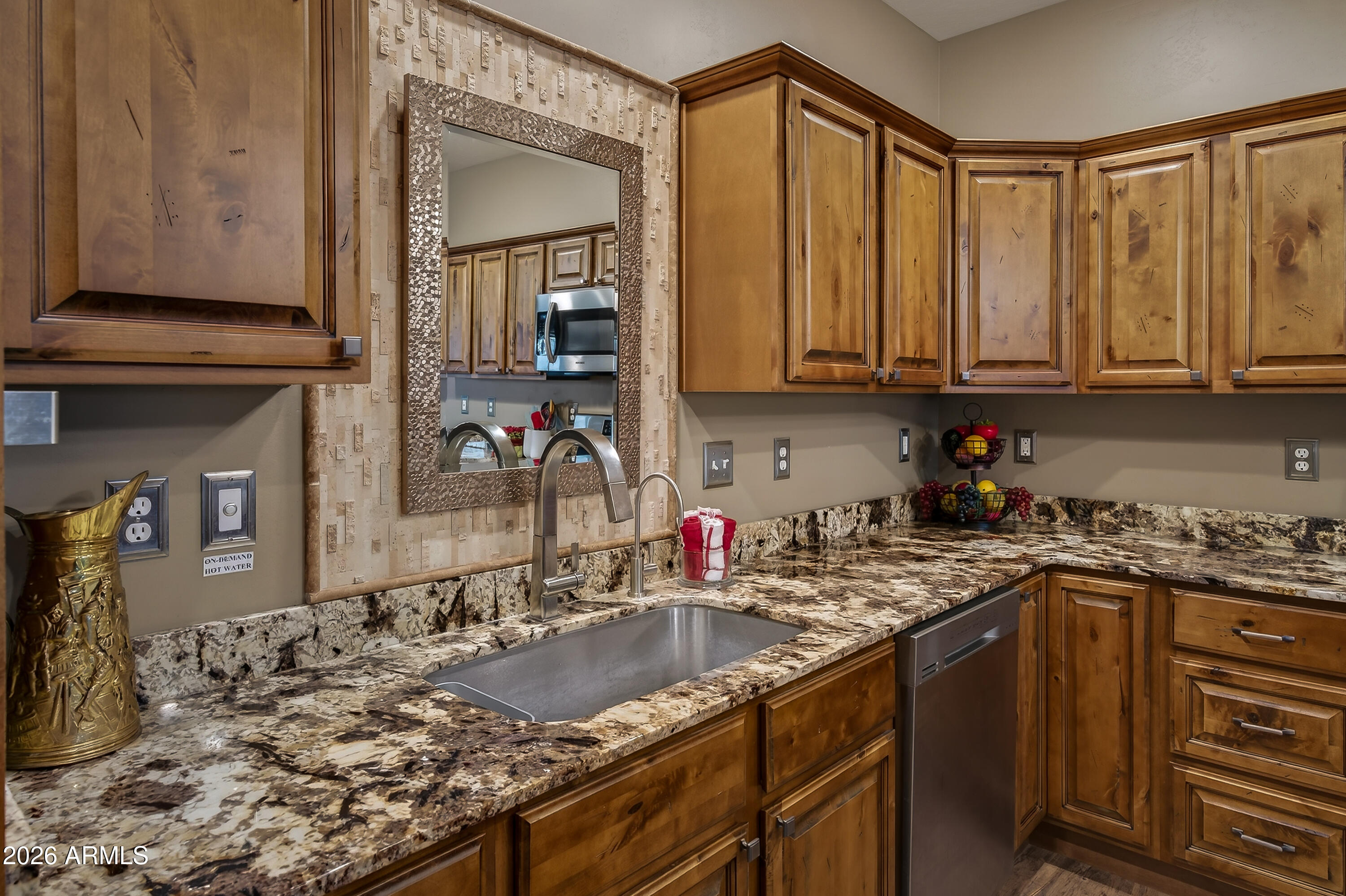 661 SHADOW CANYON Drive