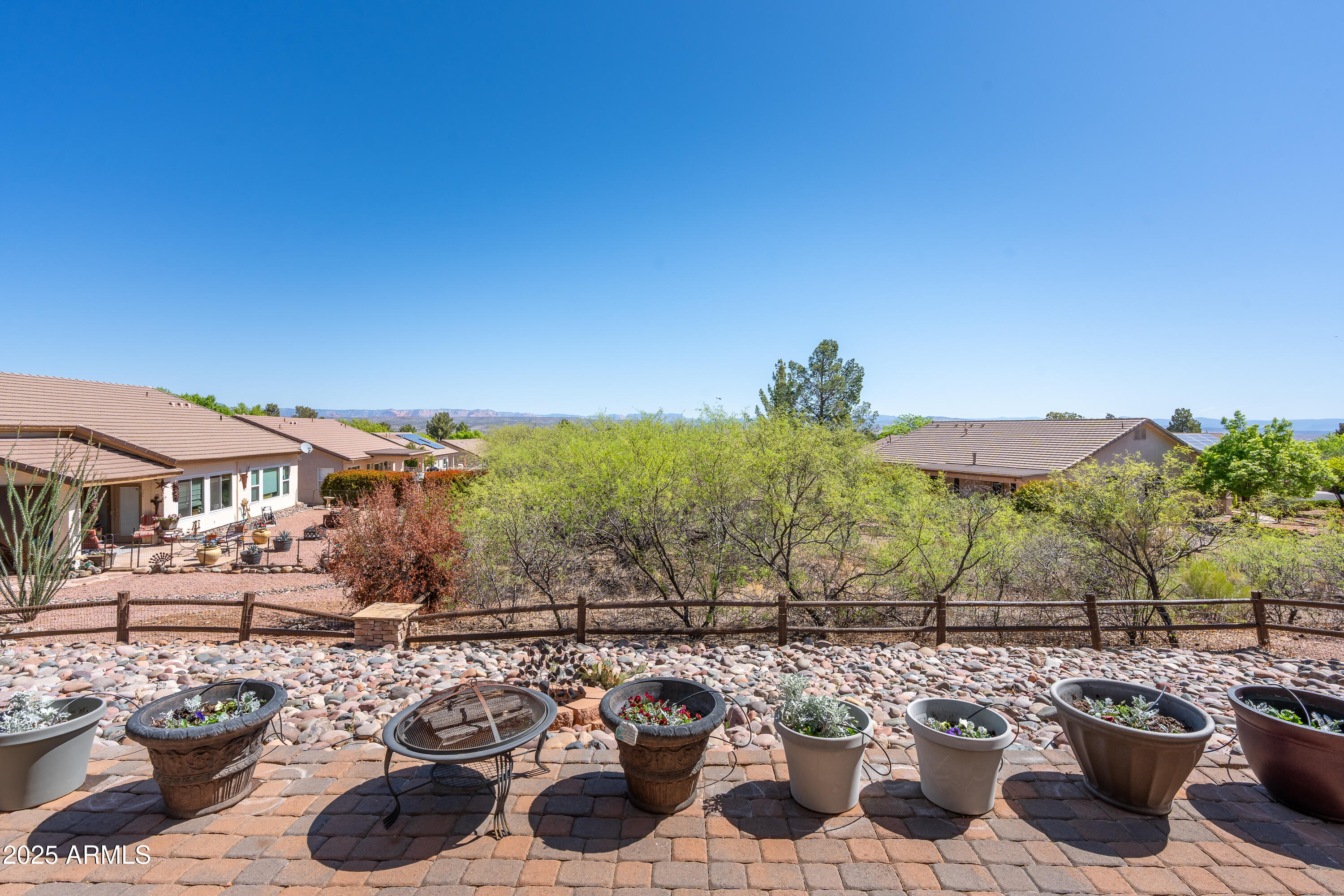 261 S WILD HORSE Way