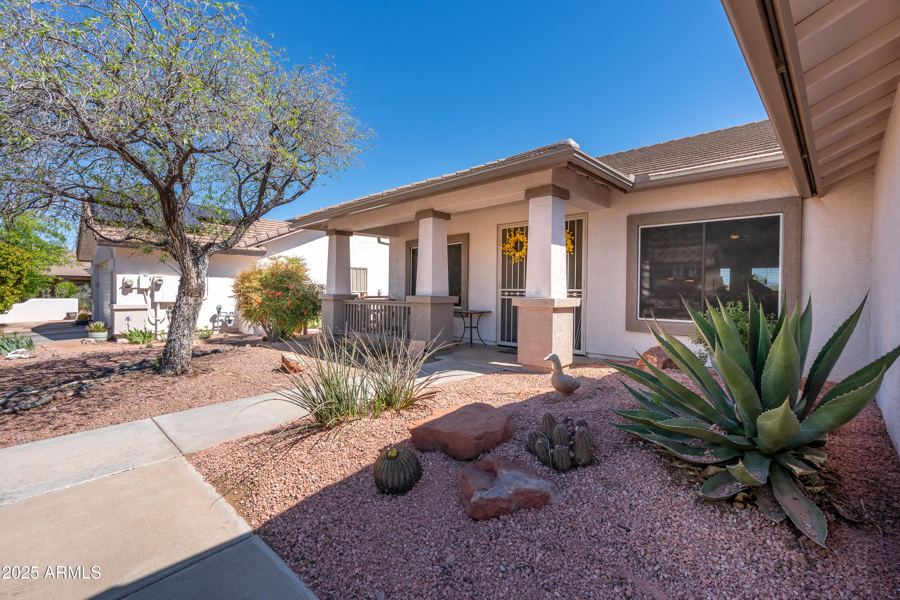 261 S WILD HORSE Way