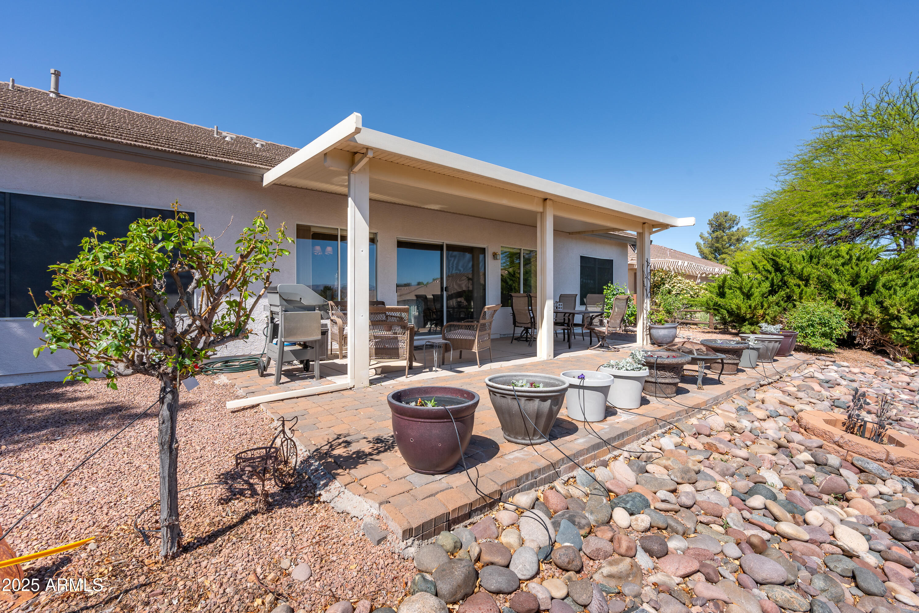 261 S WILD HORSE Way