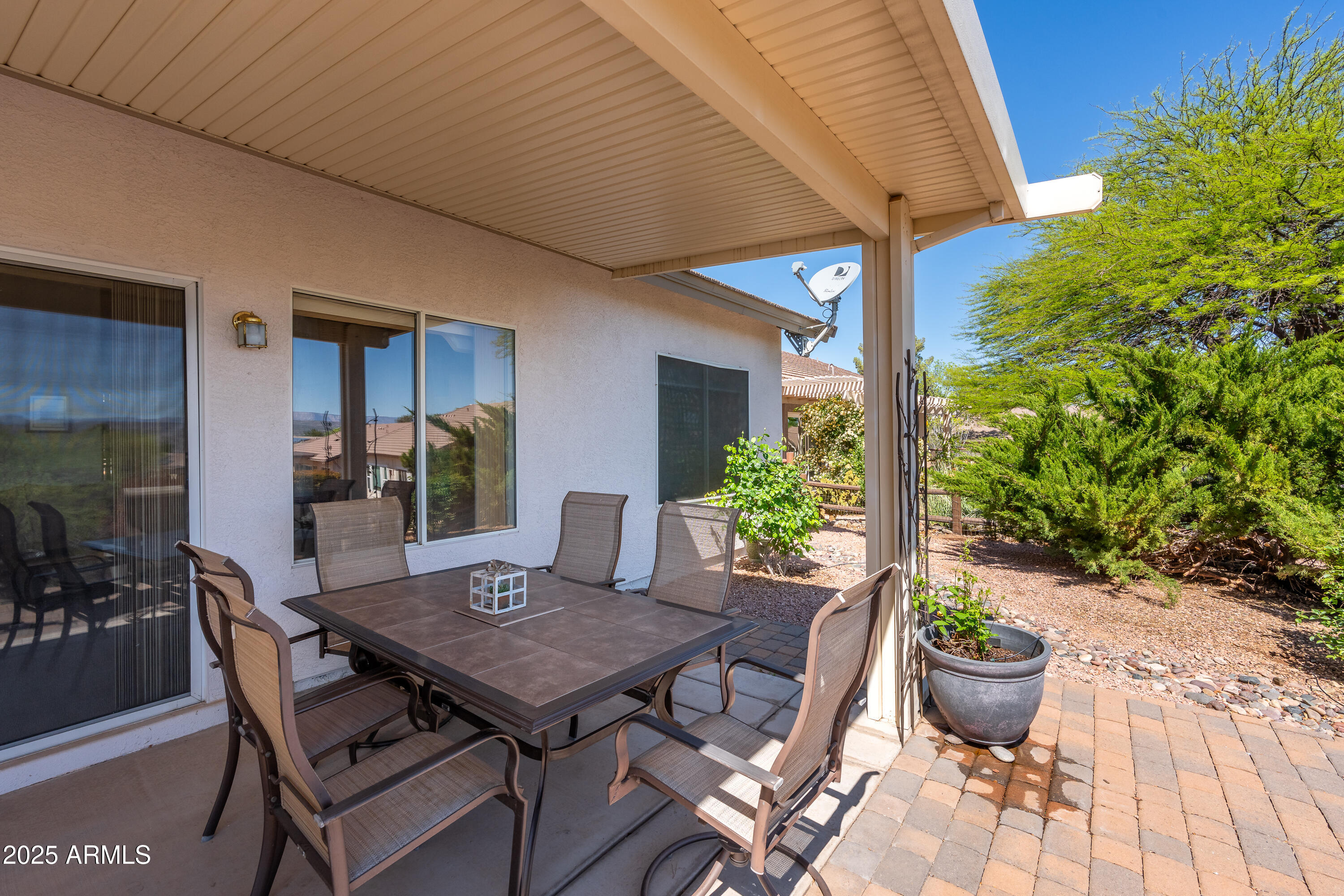 261 S WILD HORSE Way