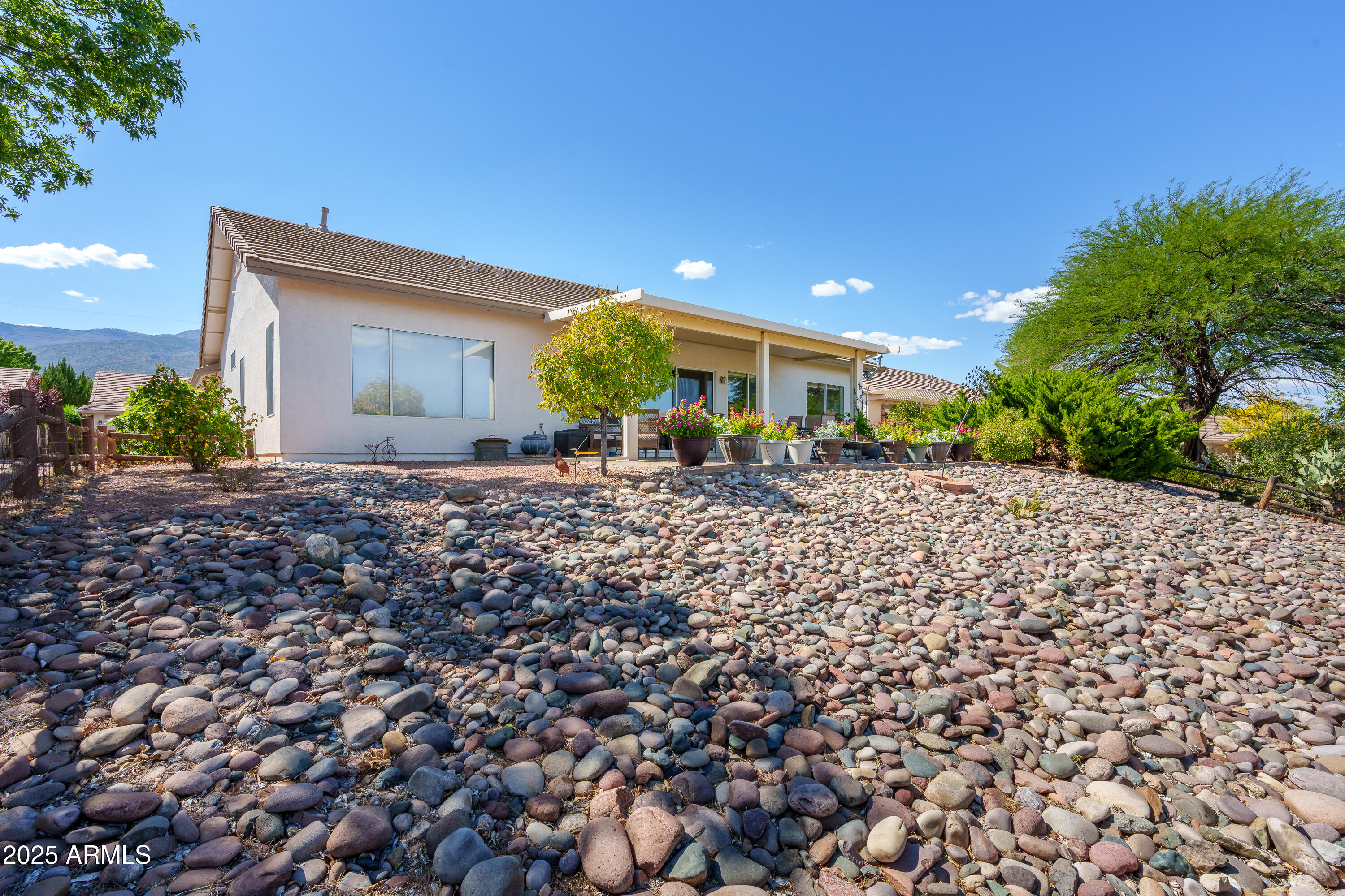 261 S WILD HORSE Way