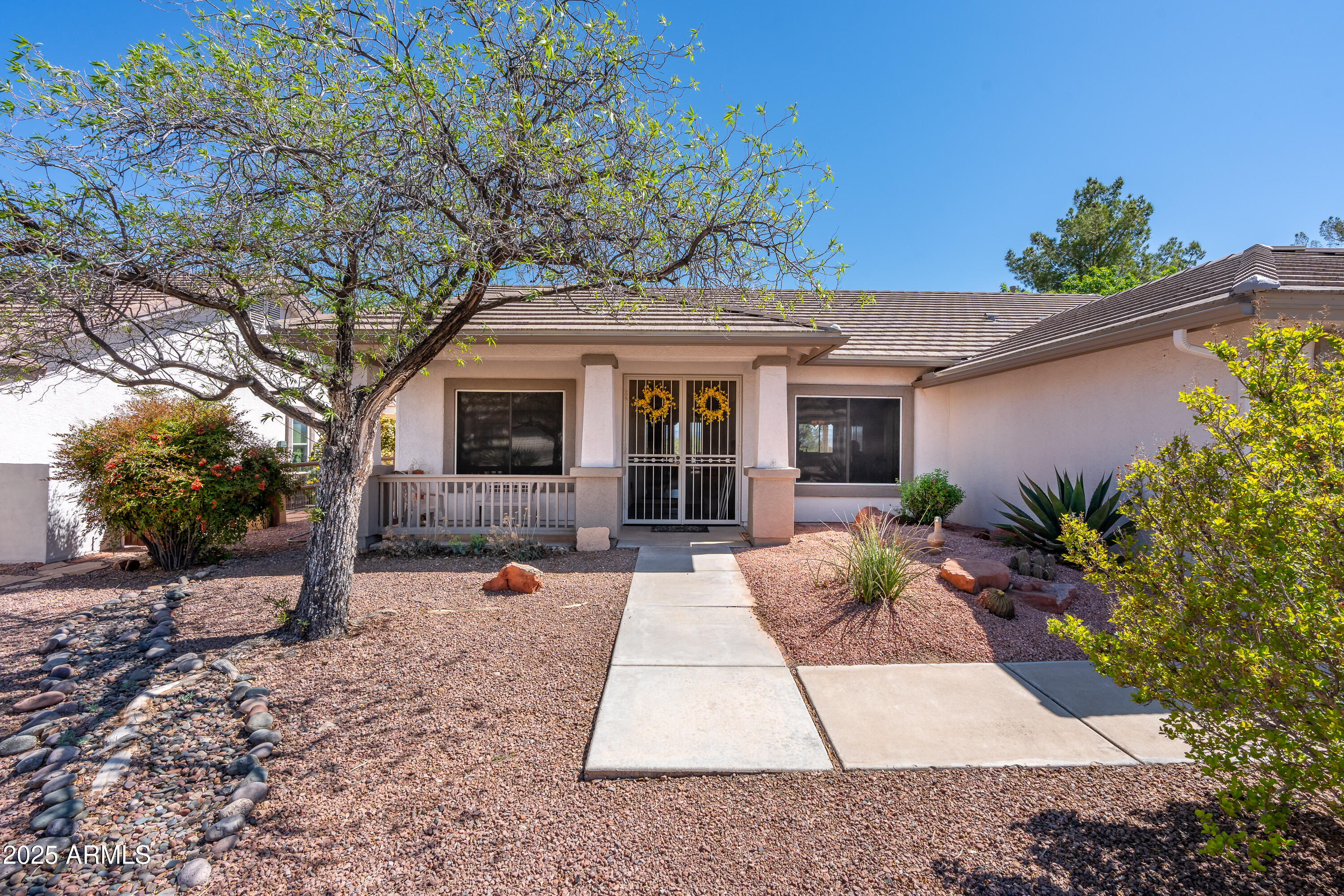 261 S WILD HORSE Way
