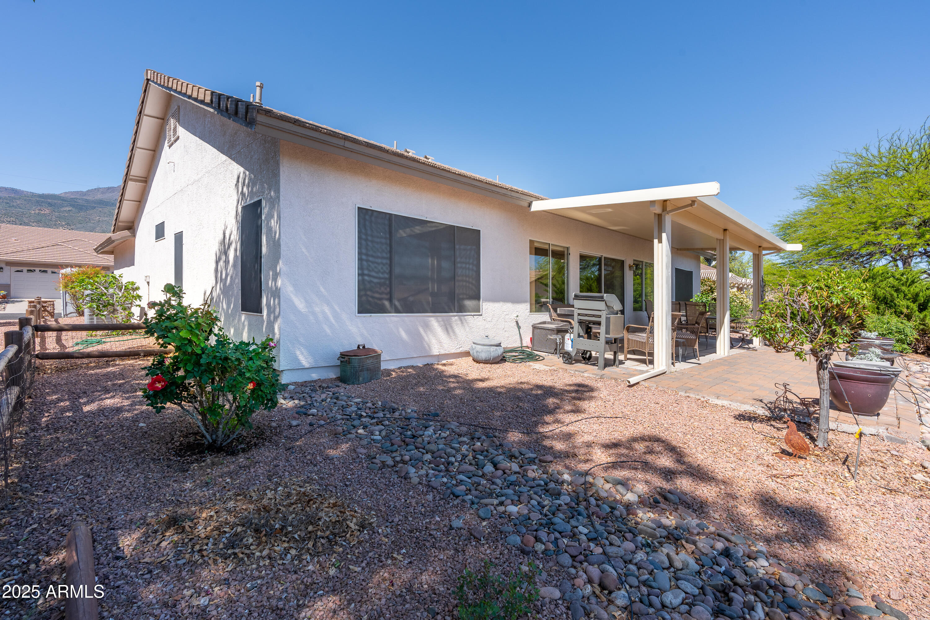 261 S WILD HORSE Way