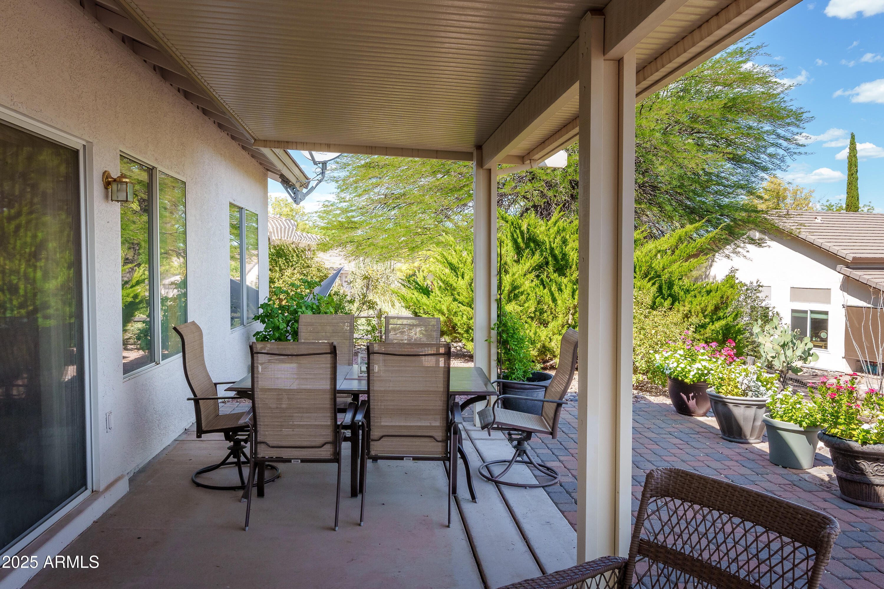 261 S WILD HORSE Way