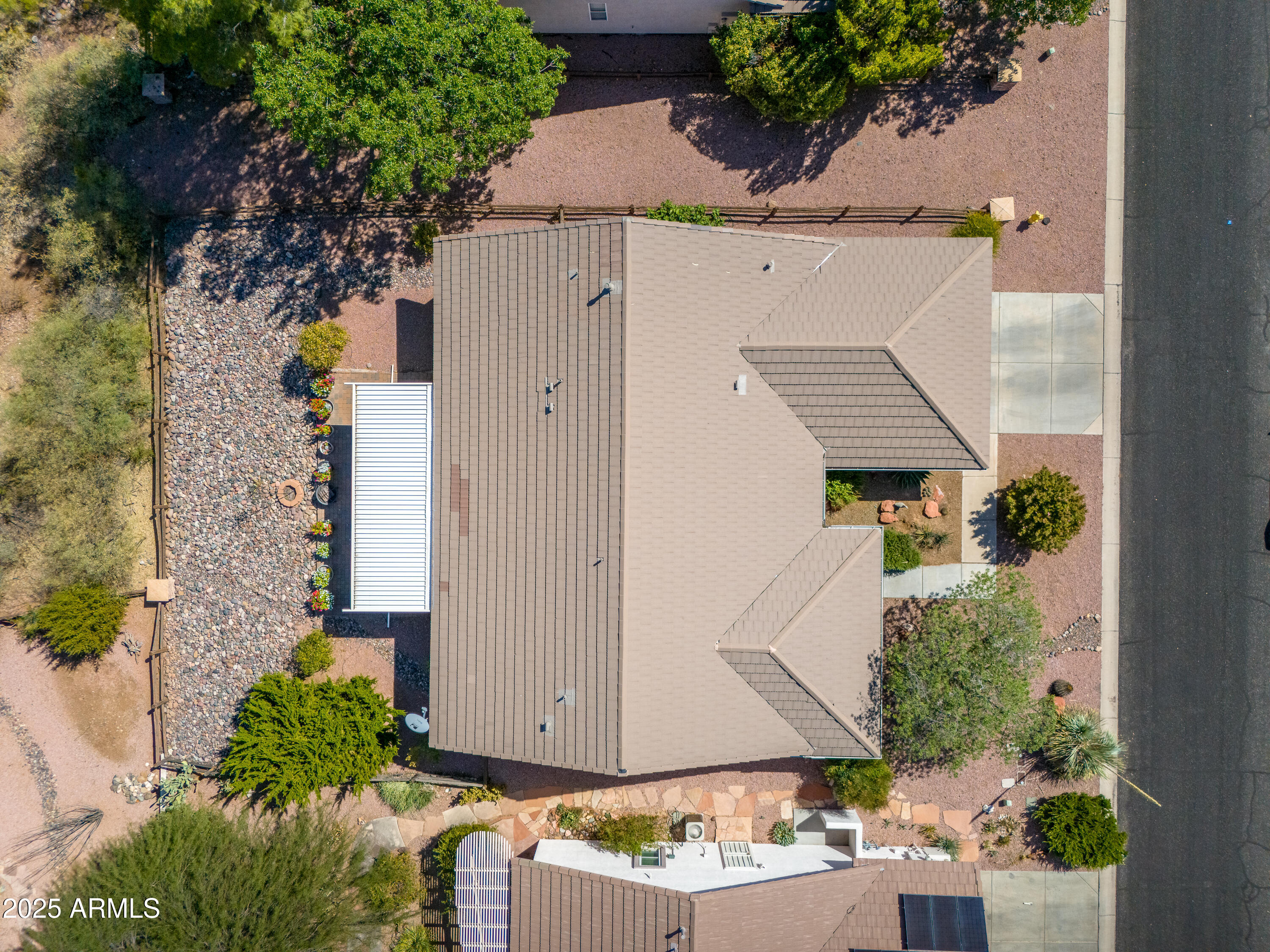 261 S WILD HORSE Way