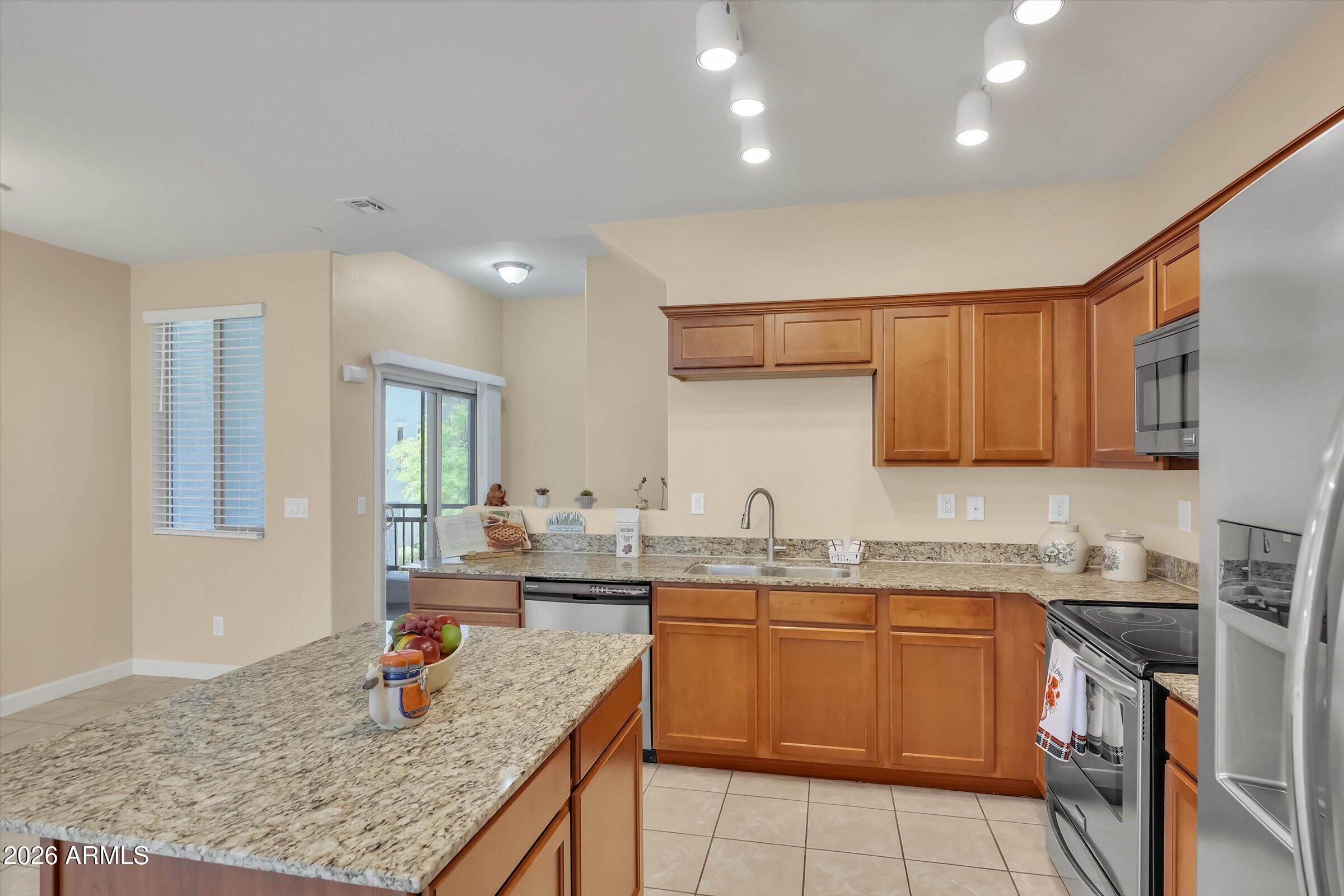 2150 W ALAMEDA Road 1366