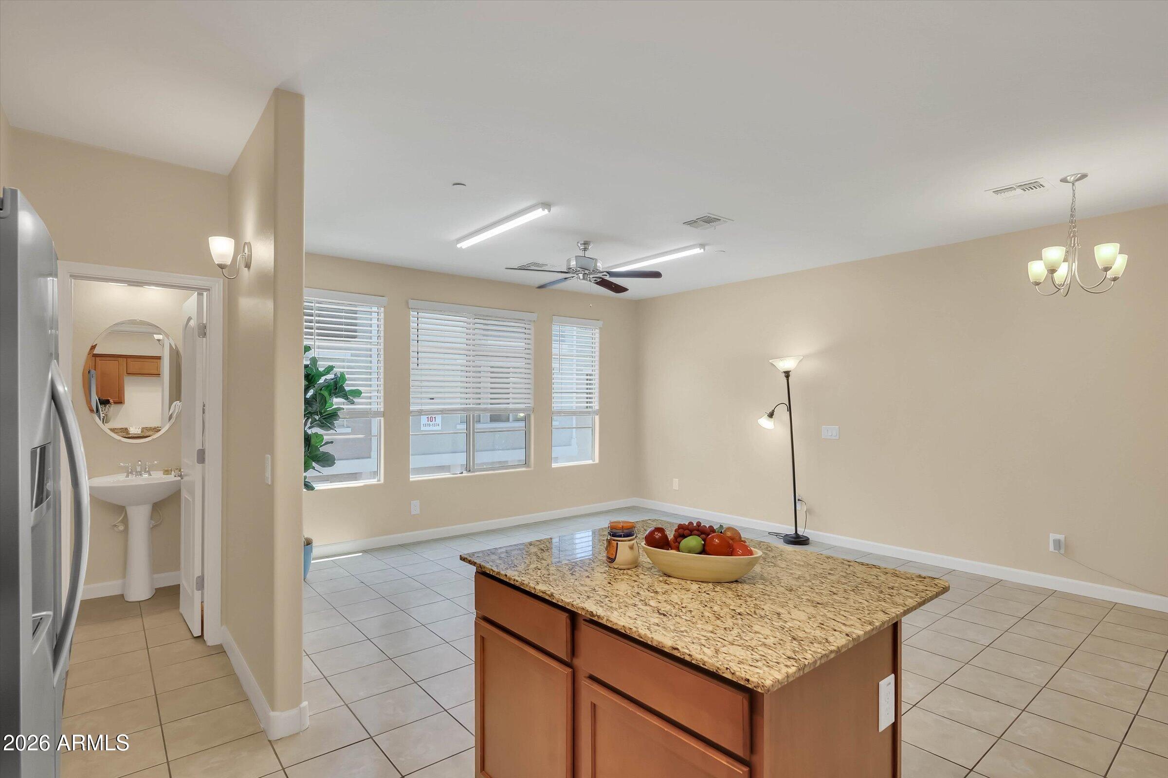 2150 W ALAMEDA Road 1366
