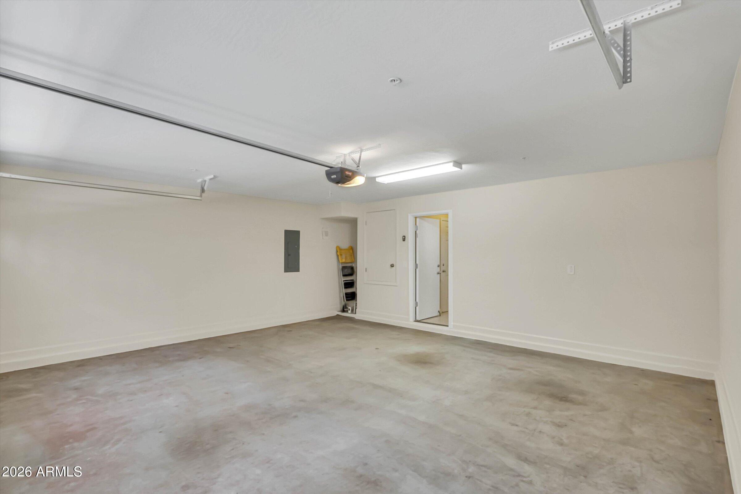 2150 W ALAMEDA Road 1366