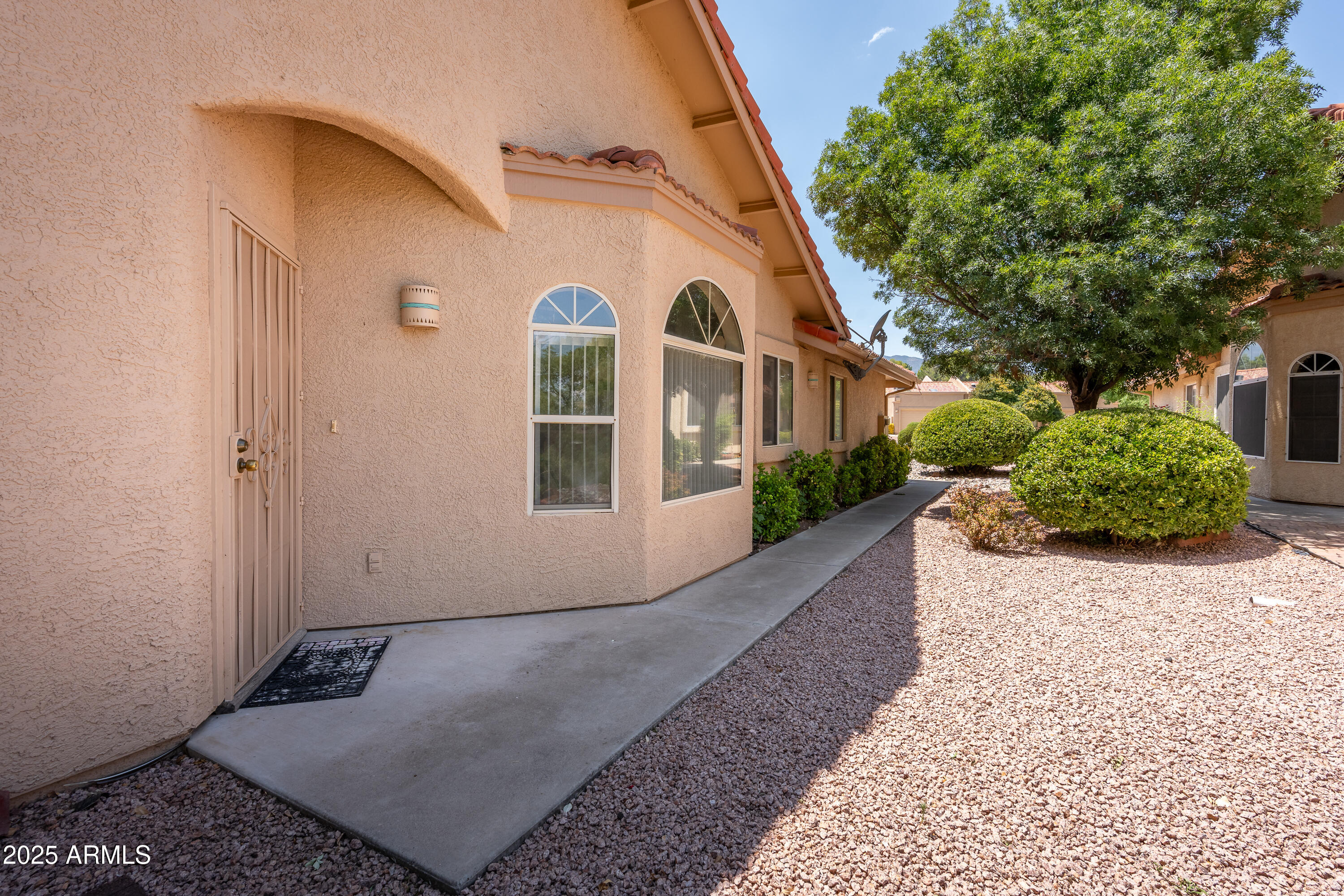 585 S MILL Drive 33