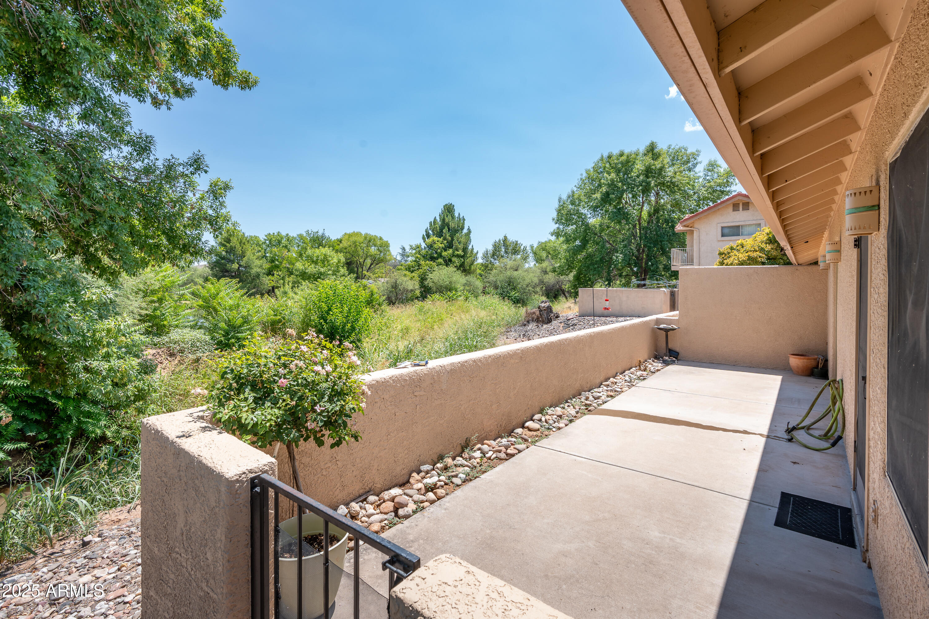 585 S MILL Drive 33