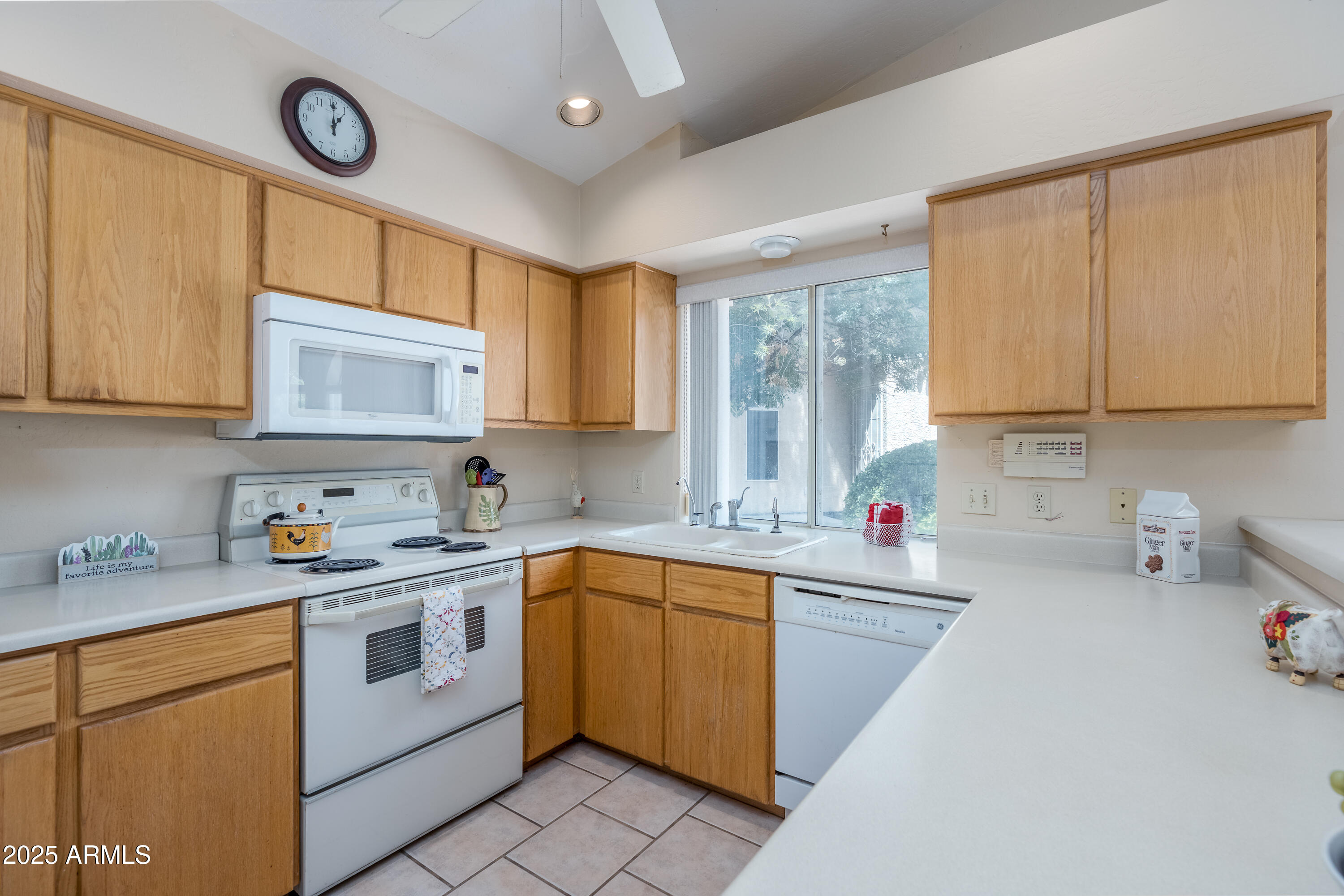 585 S MILL Drive 33