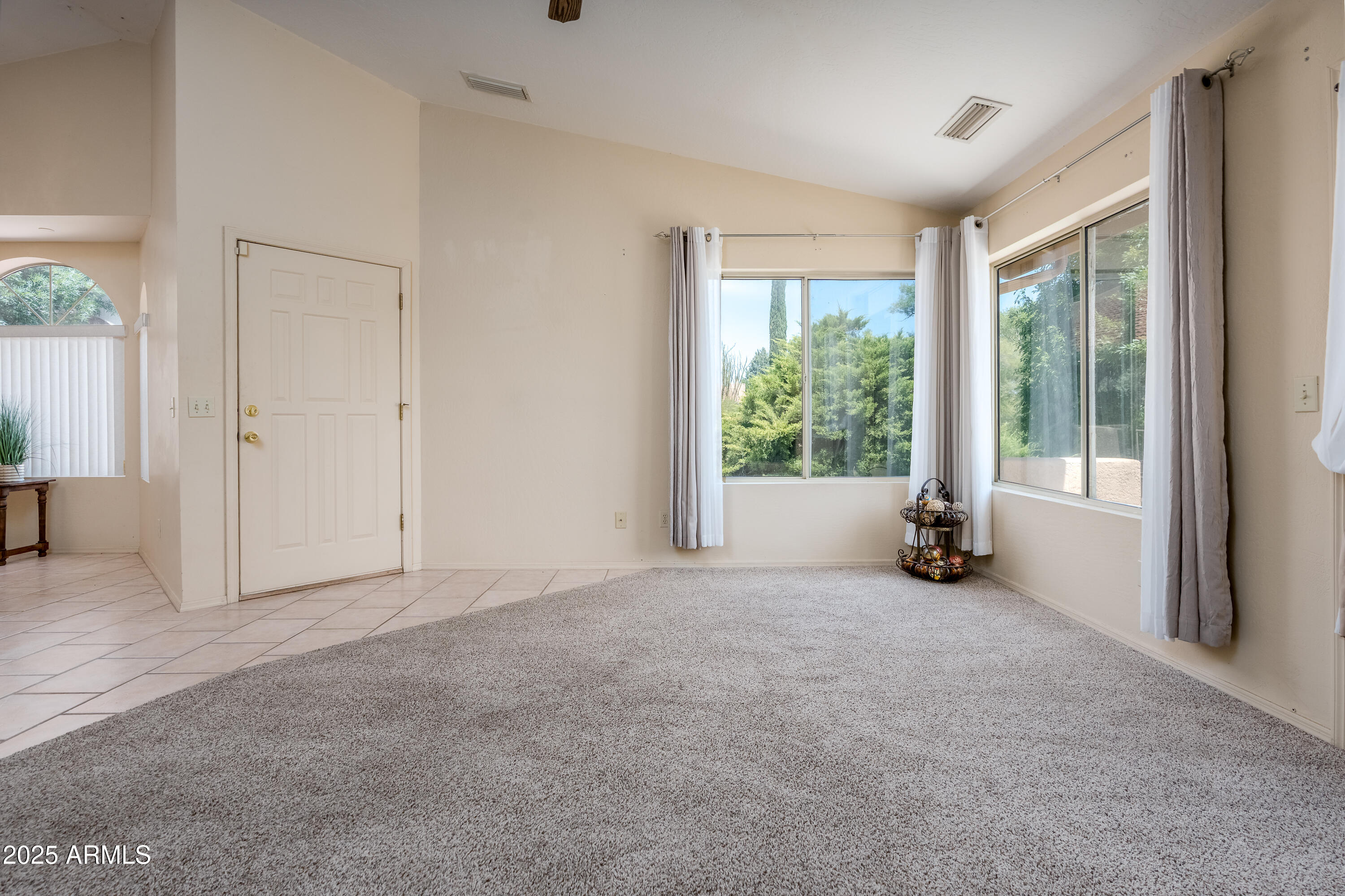 585 S MILL Drive 33