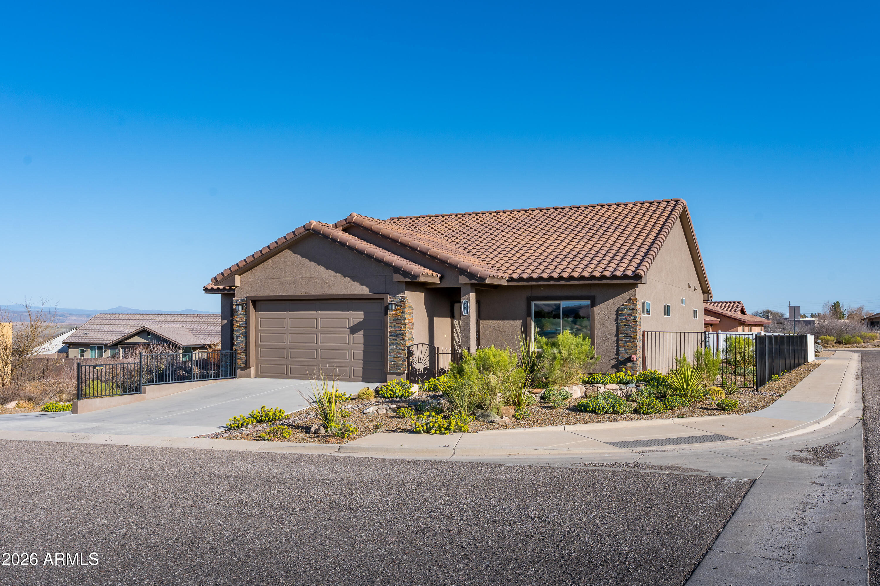 661 SHADOW CANYON Drive