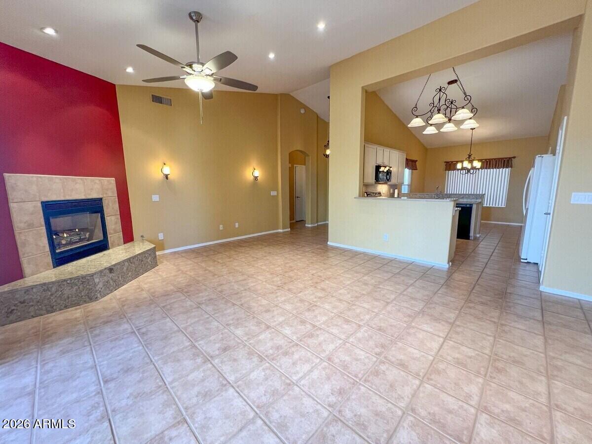 135 S SAGEBRUSH Way