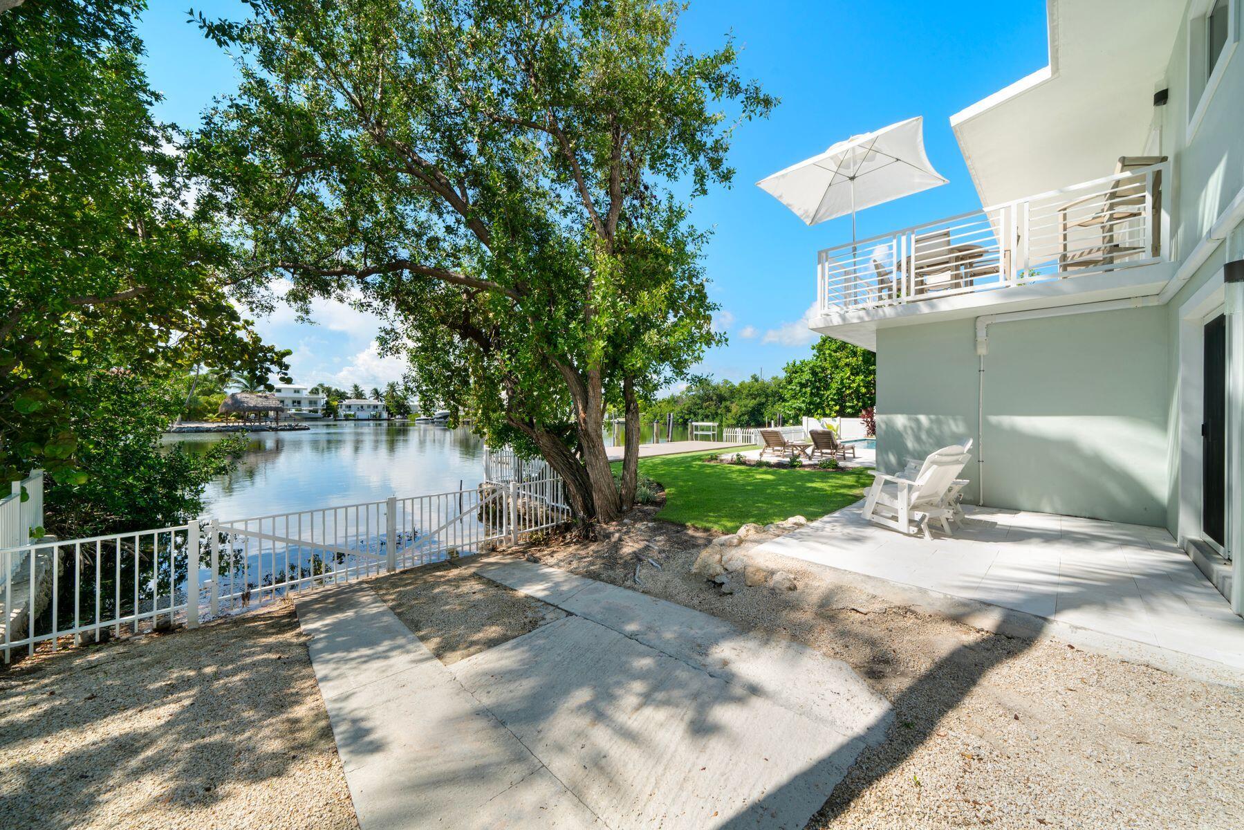 109 Sapodilla Drive
