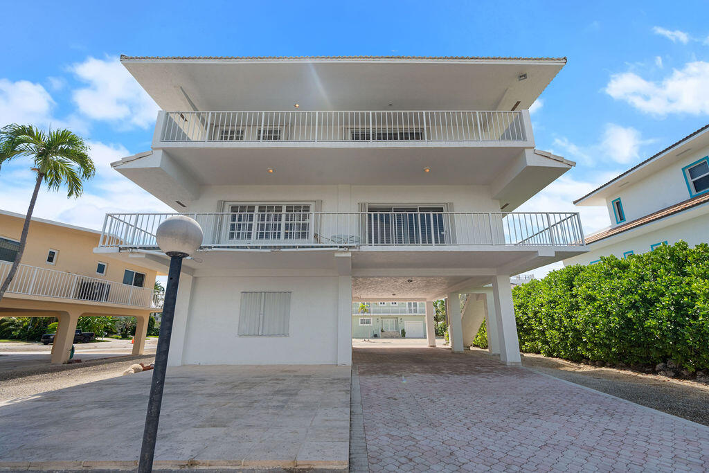 106 Lisbon Court