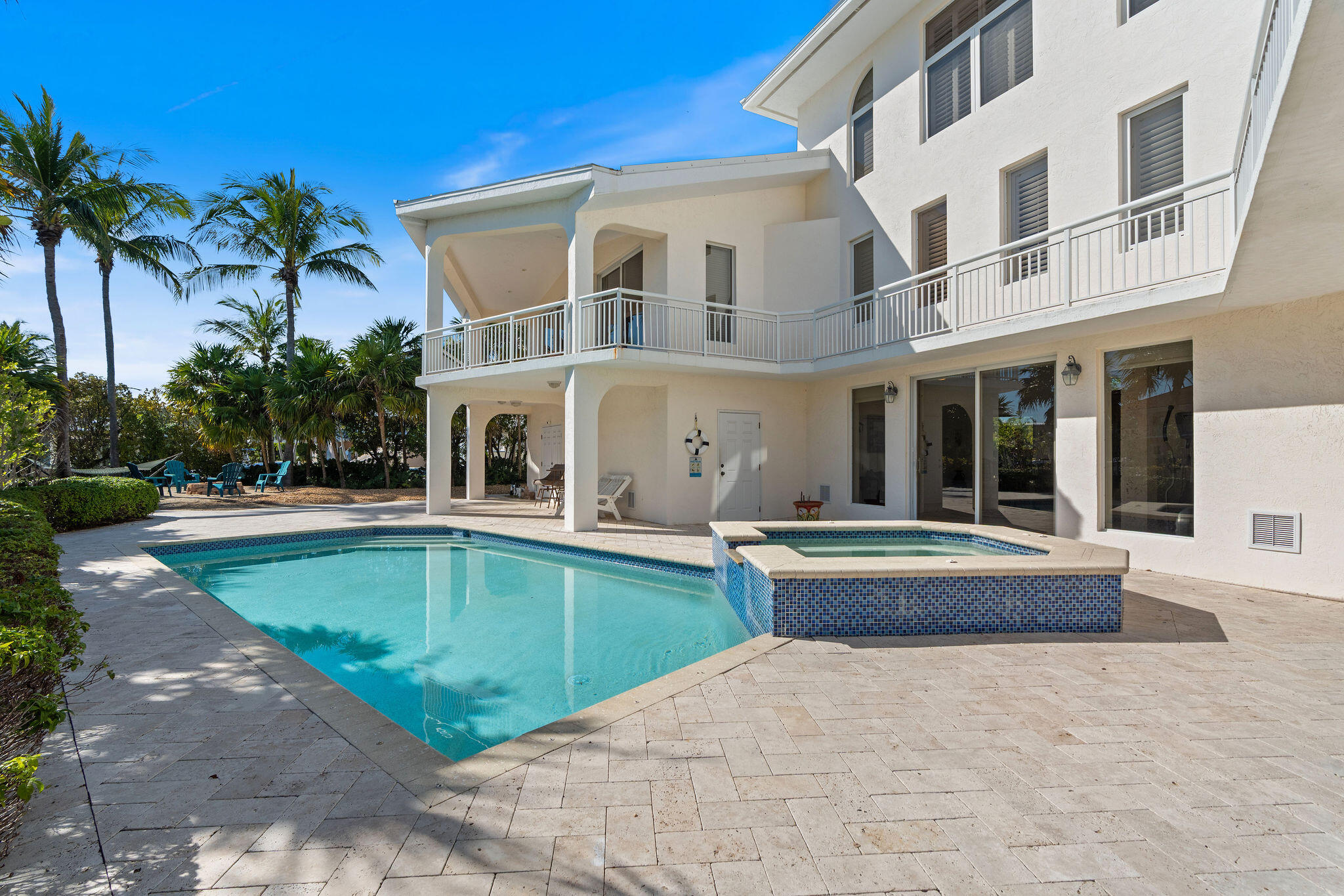 44 W Plaza Del Lago