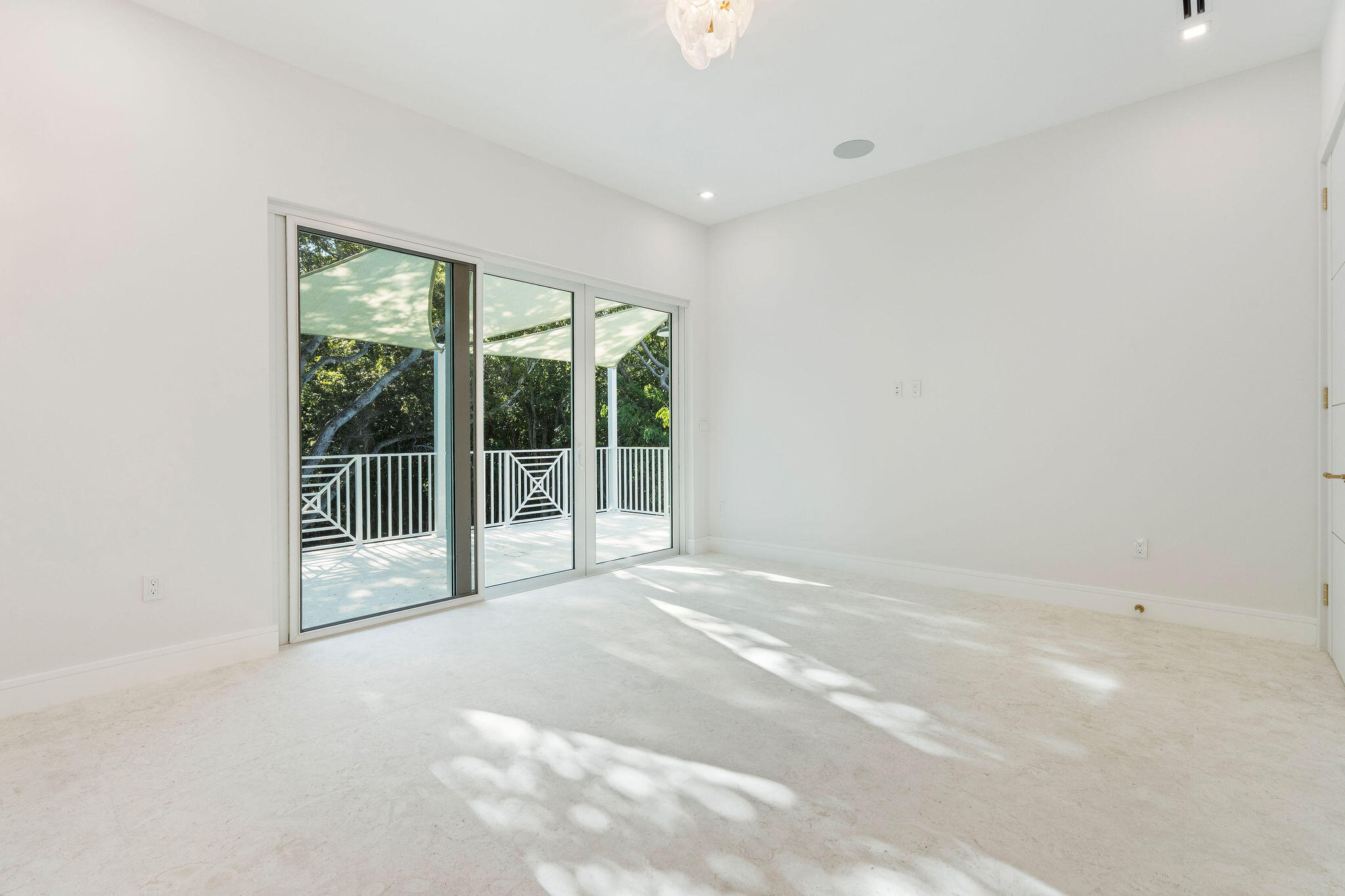 114 Royal Lane