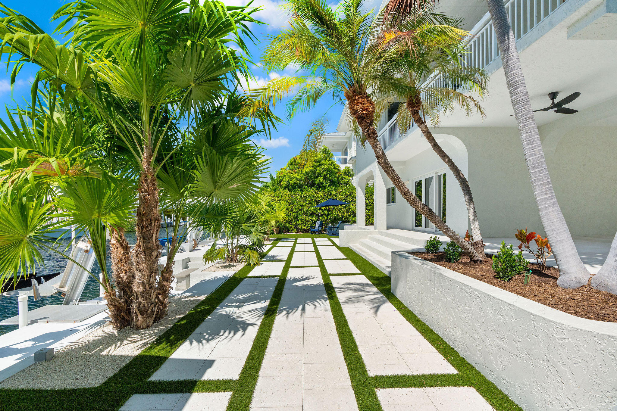 59 W Plaza Del Sol