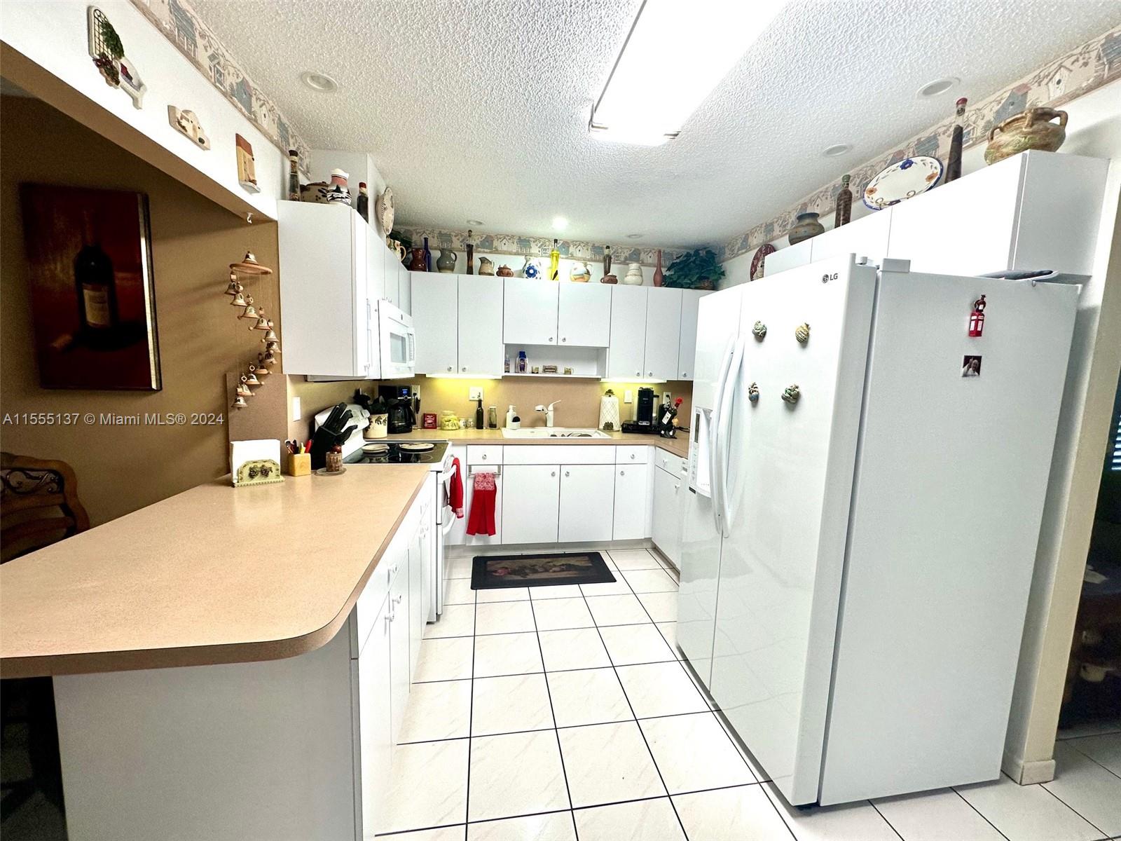 9030 SW 8th Ter