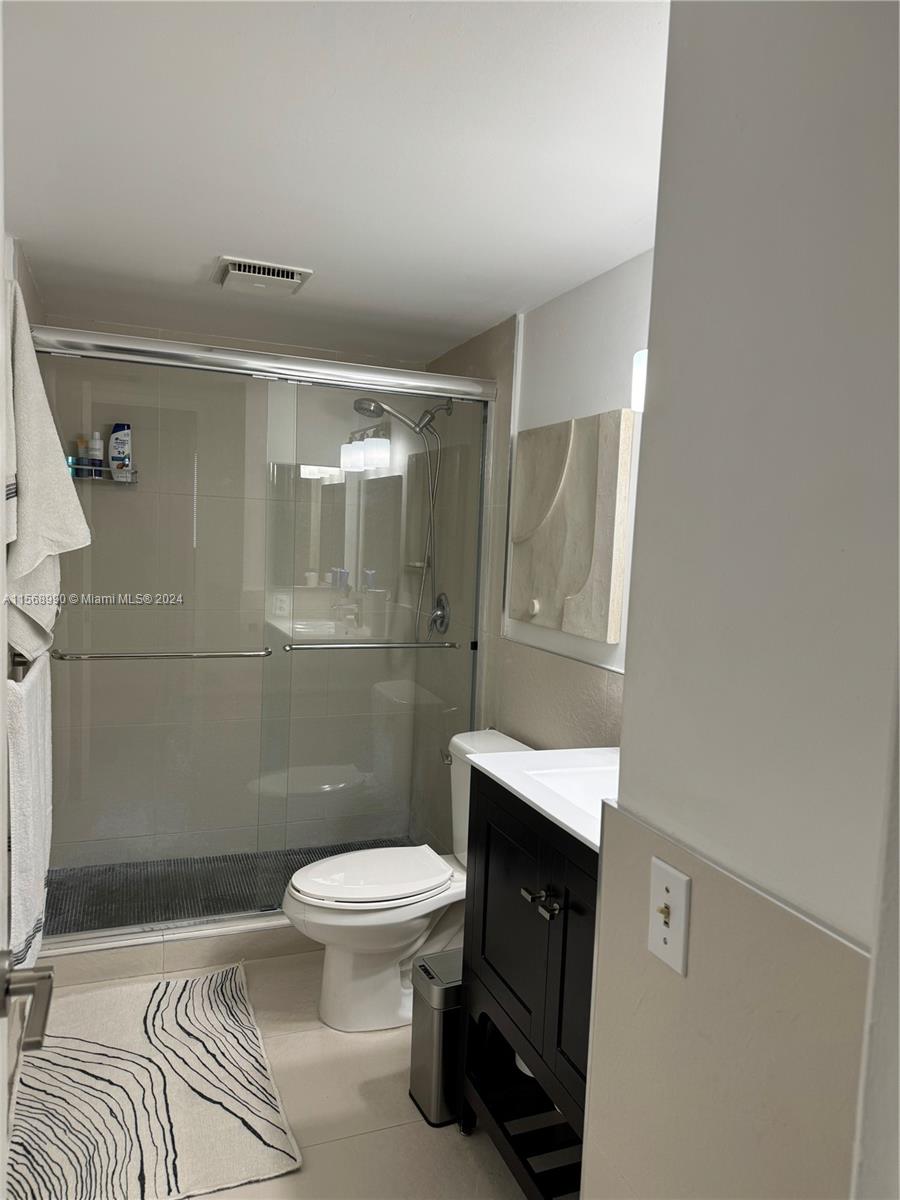 8873 Fontainebleau Blvd # 204
