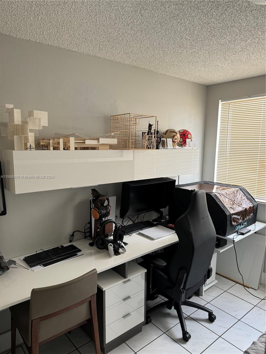 8873 Fontainebleau Blvd # 204
