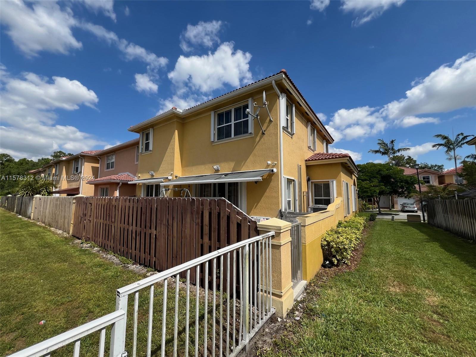 13804 SW 114th Ter
