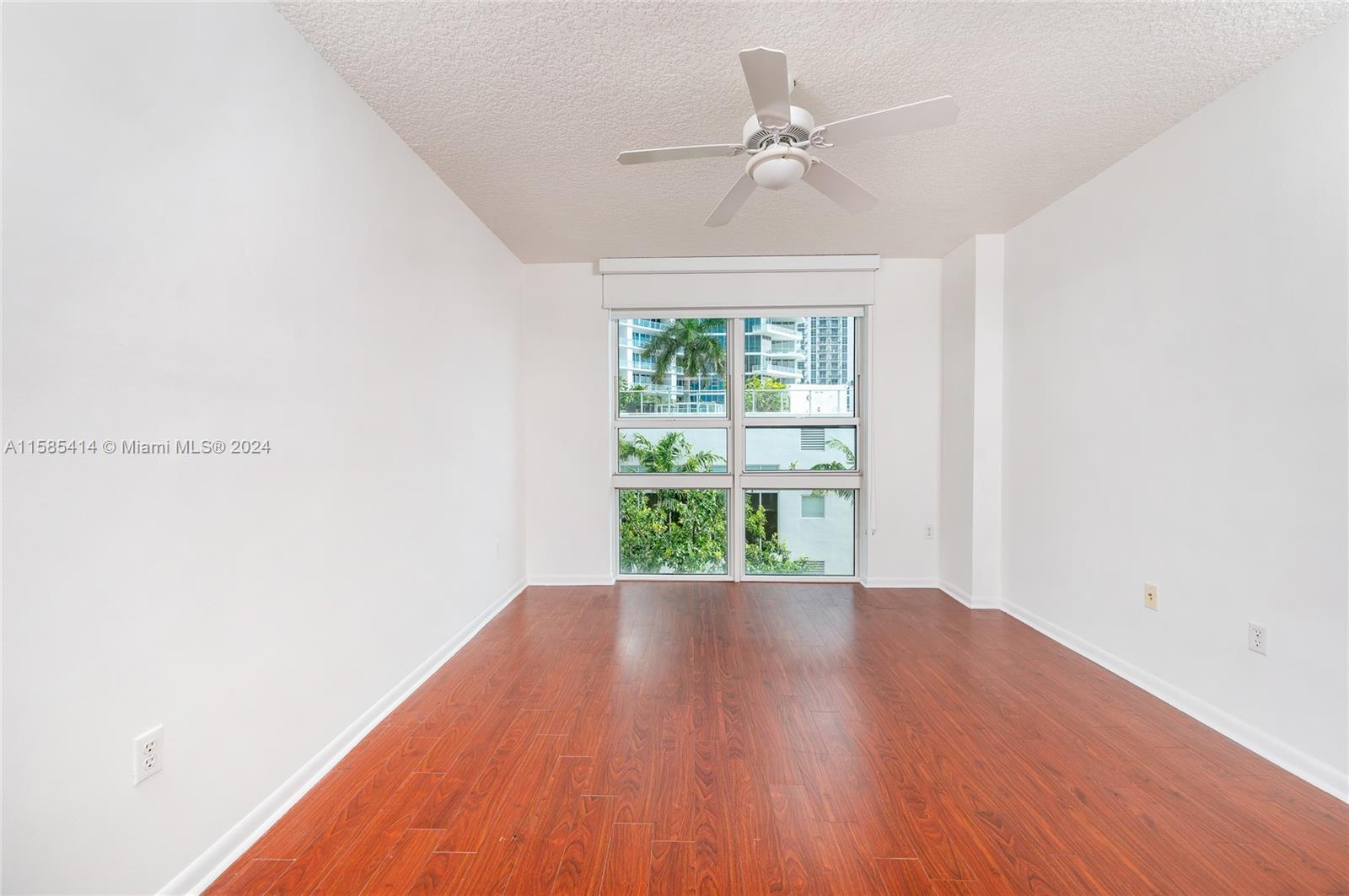 2000 N Bayshore Dr # 422