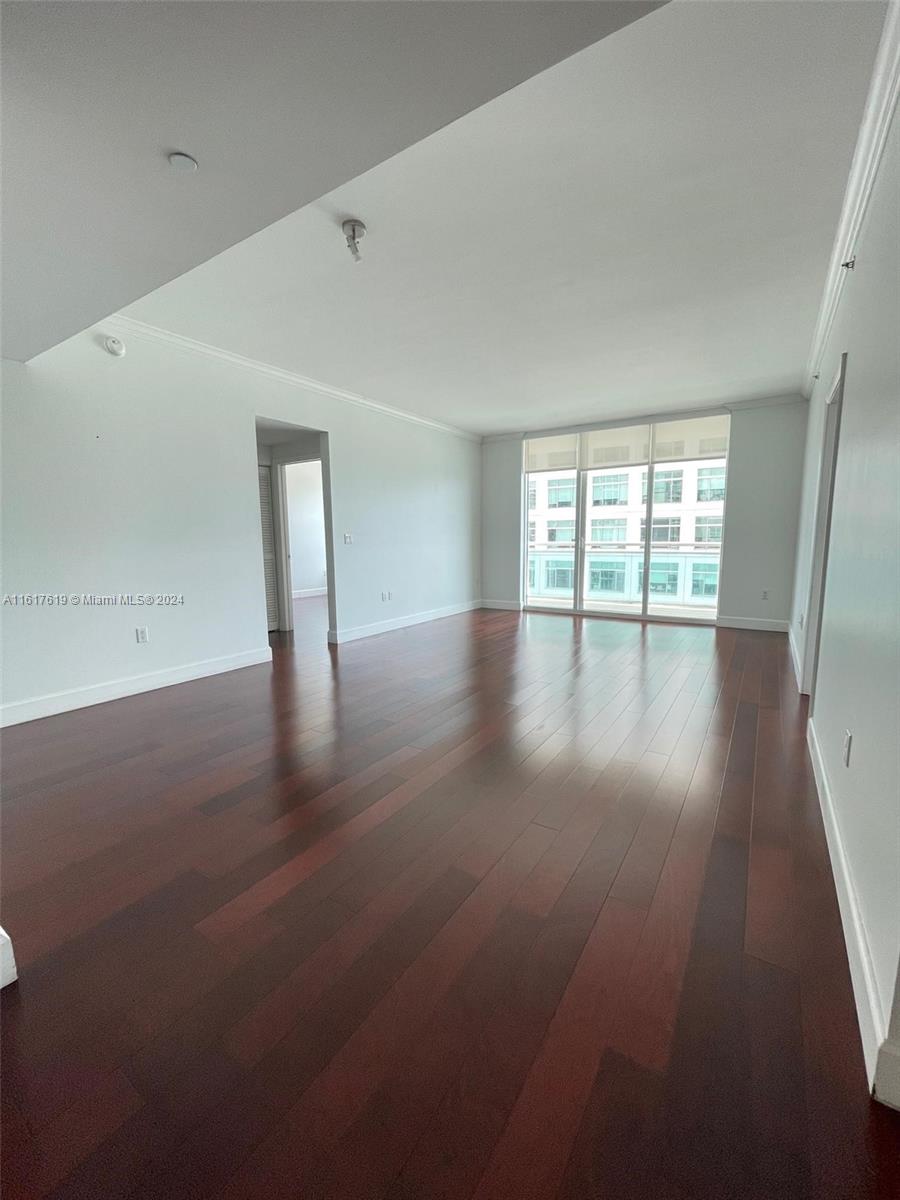 950 Brickell Bay Dr # 1704
