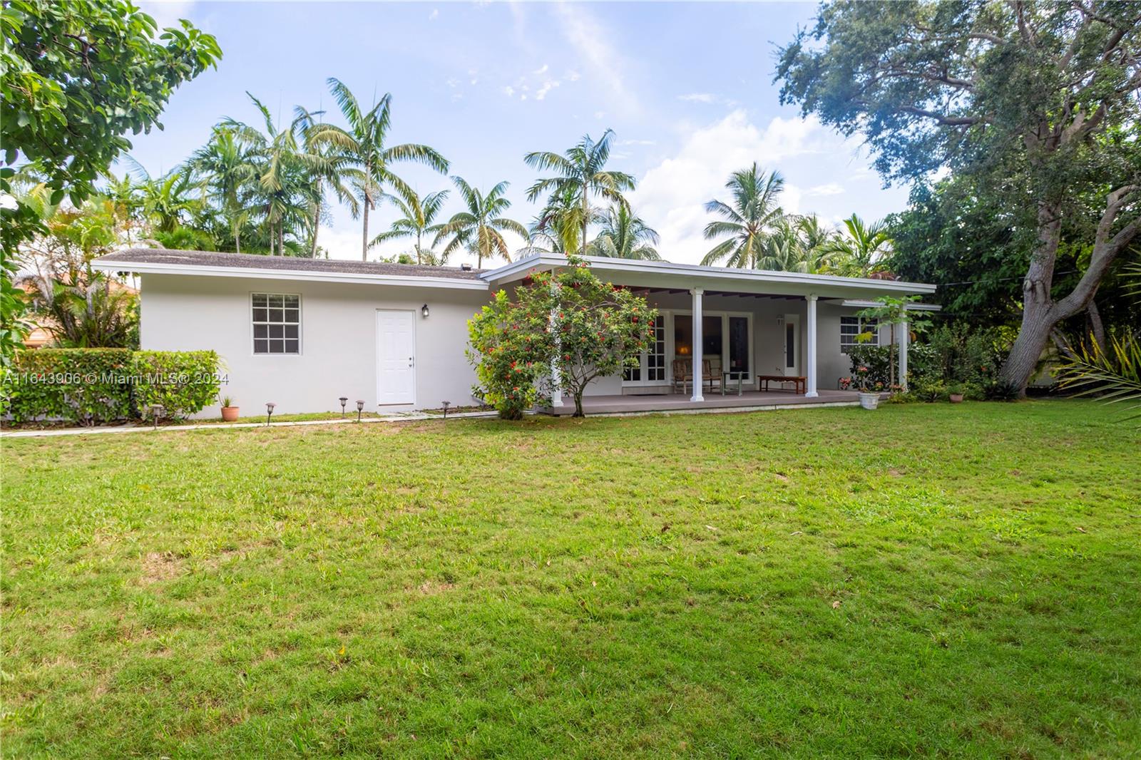 7350 SW 107th Ter