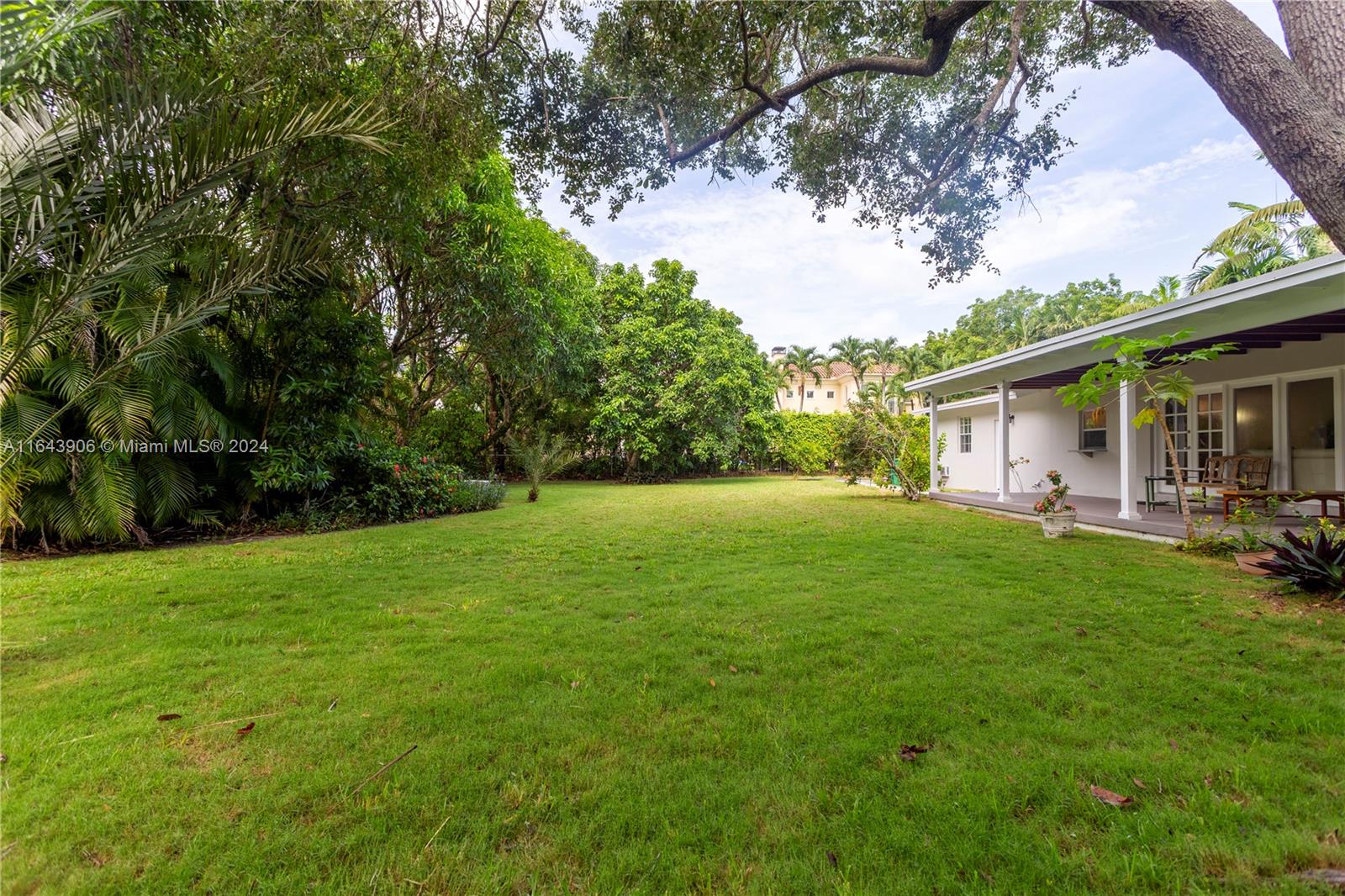 7350 SW 107th Ter
