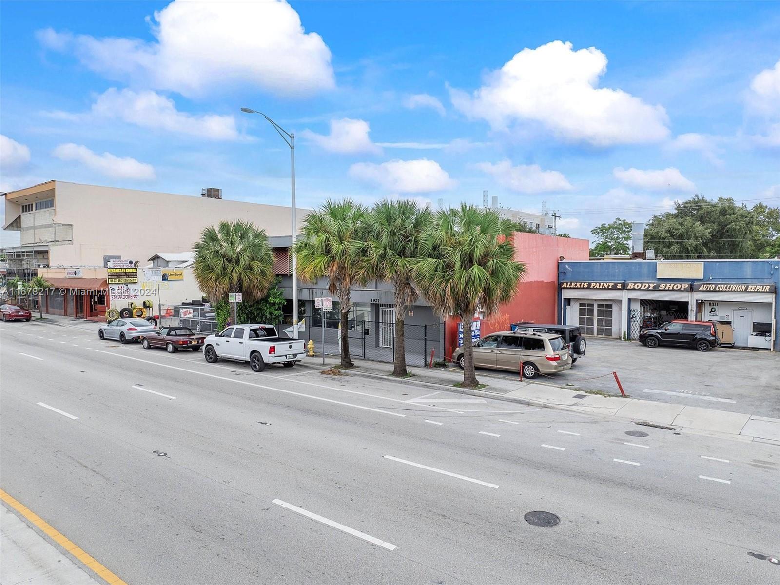 1927 W Flagler St