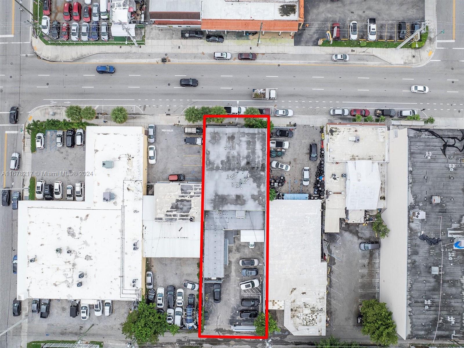 1927 W Flagler St