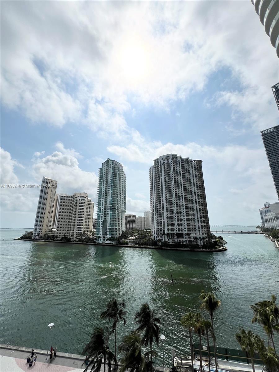 300 S Biscayne Blvd # 814 Unit: L-814