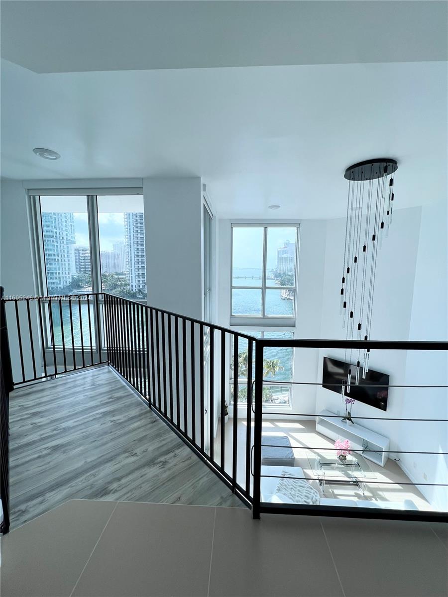 300 S Biscayne Blvd # 814 Unit: L-814