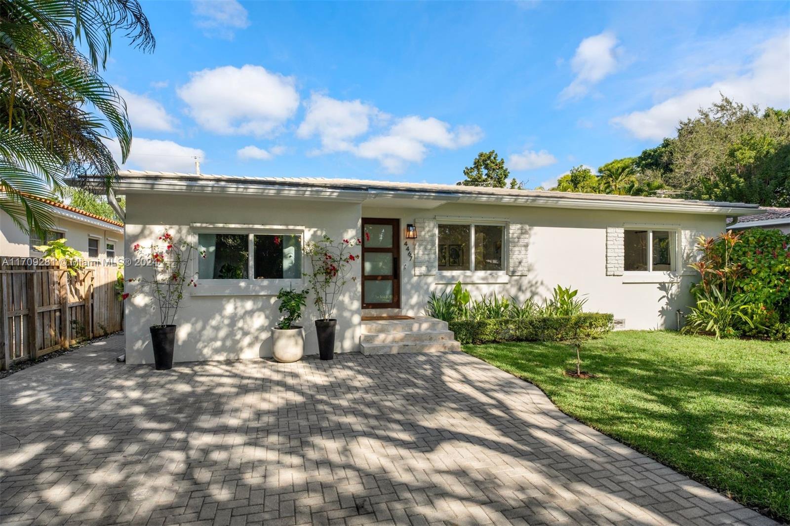 4467 SW 15th Ter