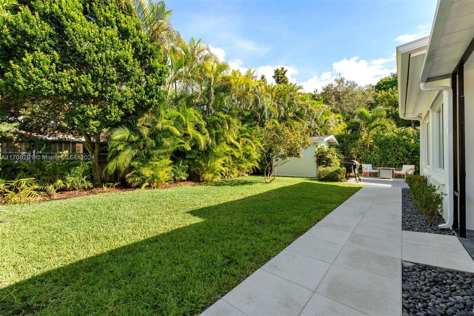 4467 SW 15th Ter