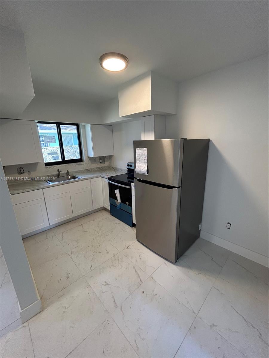 60 NW 77th St # 1
