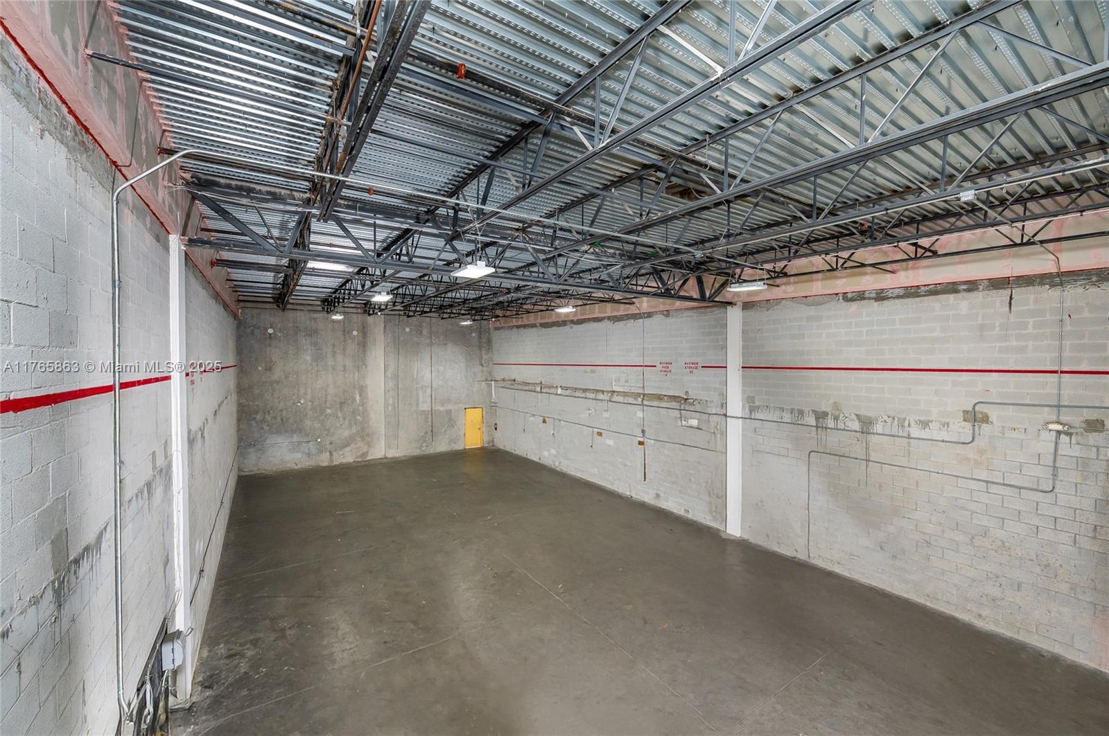 12605 NW 115th Ave # 104 Unit: B-104