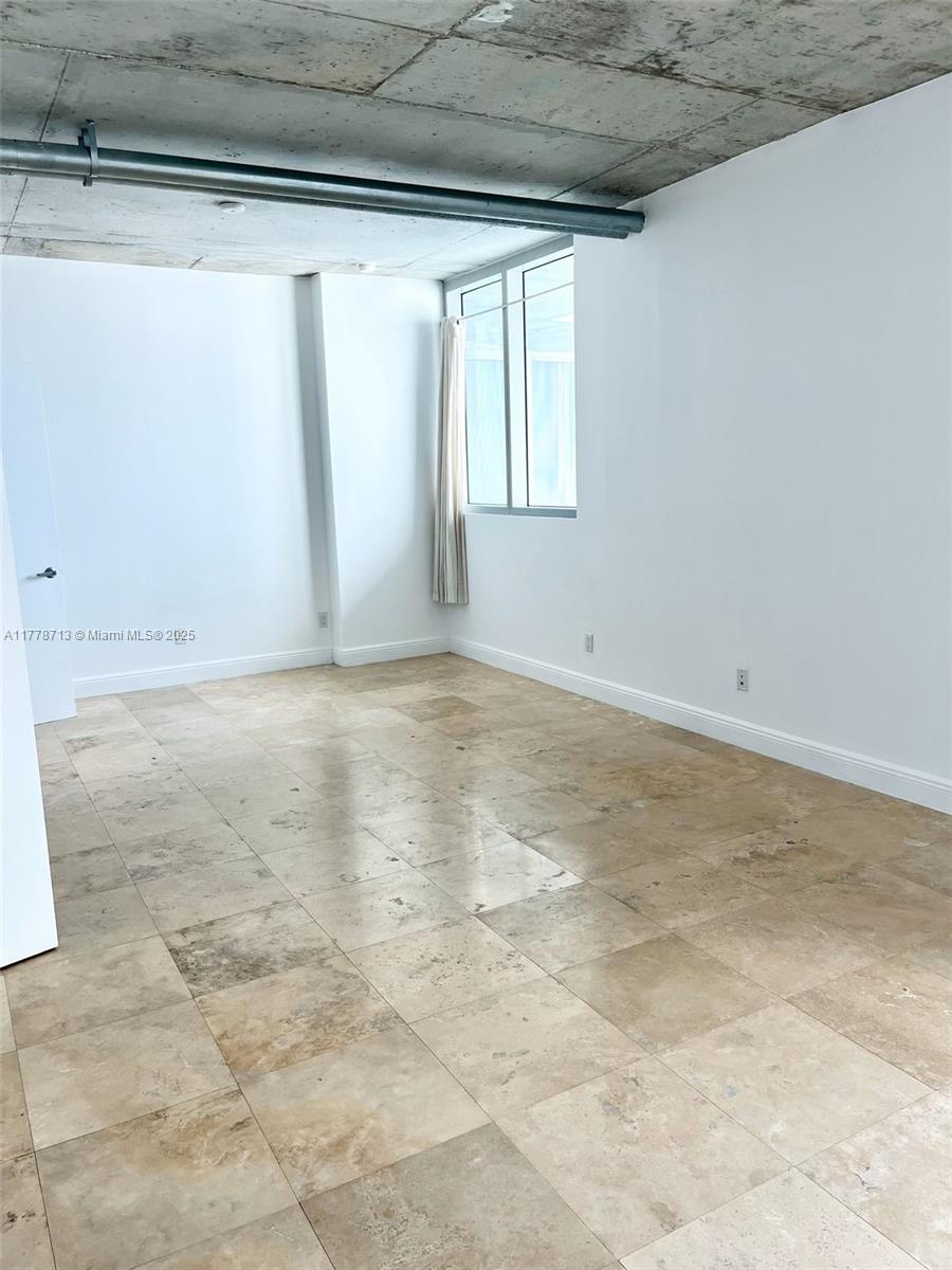 690 SW 1st Ct # 2025