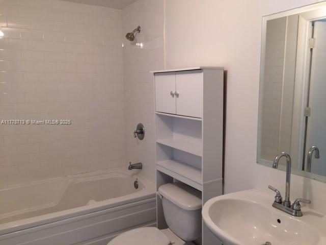 690 SW 1st Ct # 2025