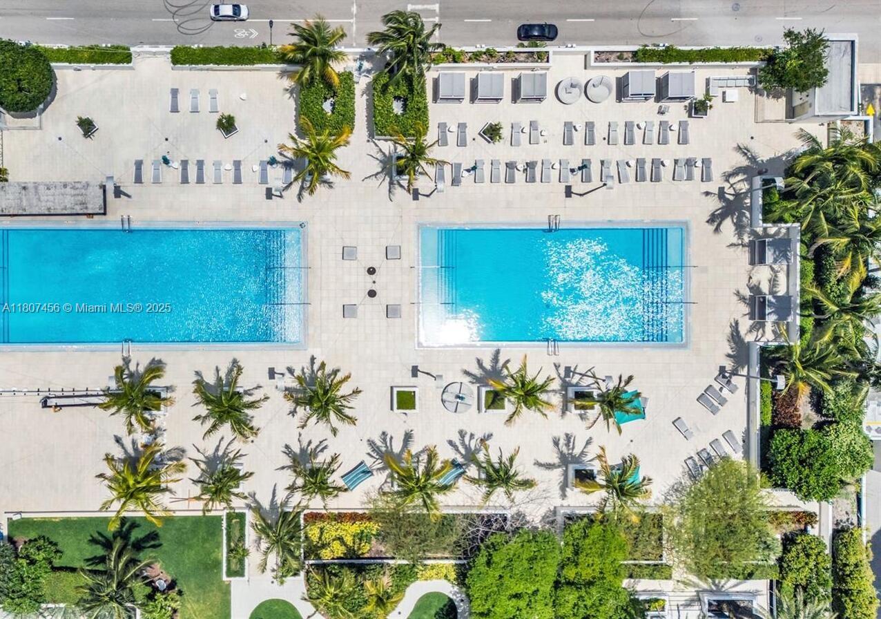 950 Brickell Bay Dr # 2406