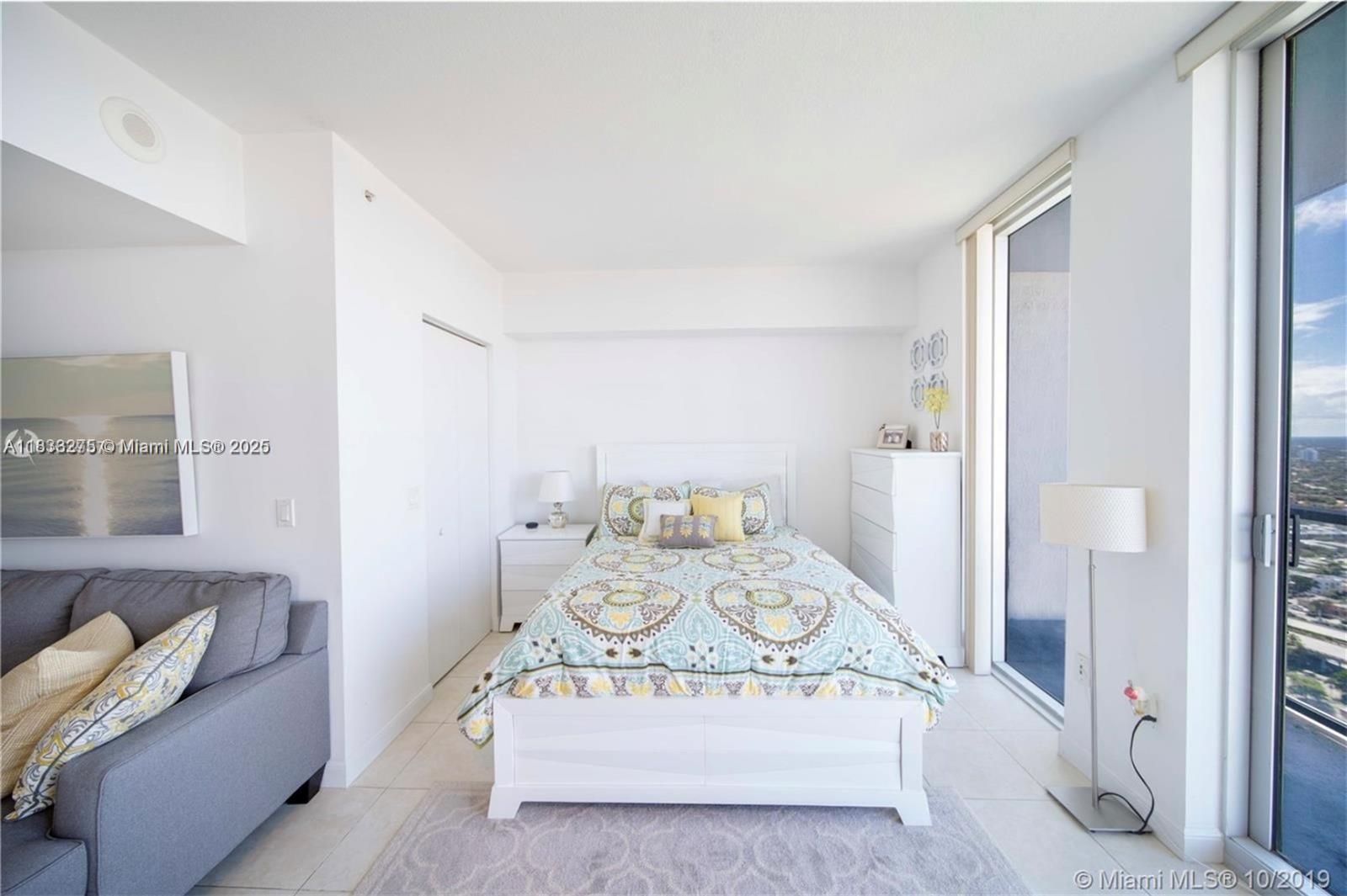 185 SW 7th St # 3600