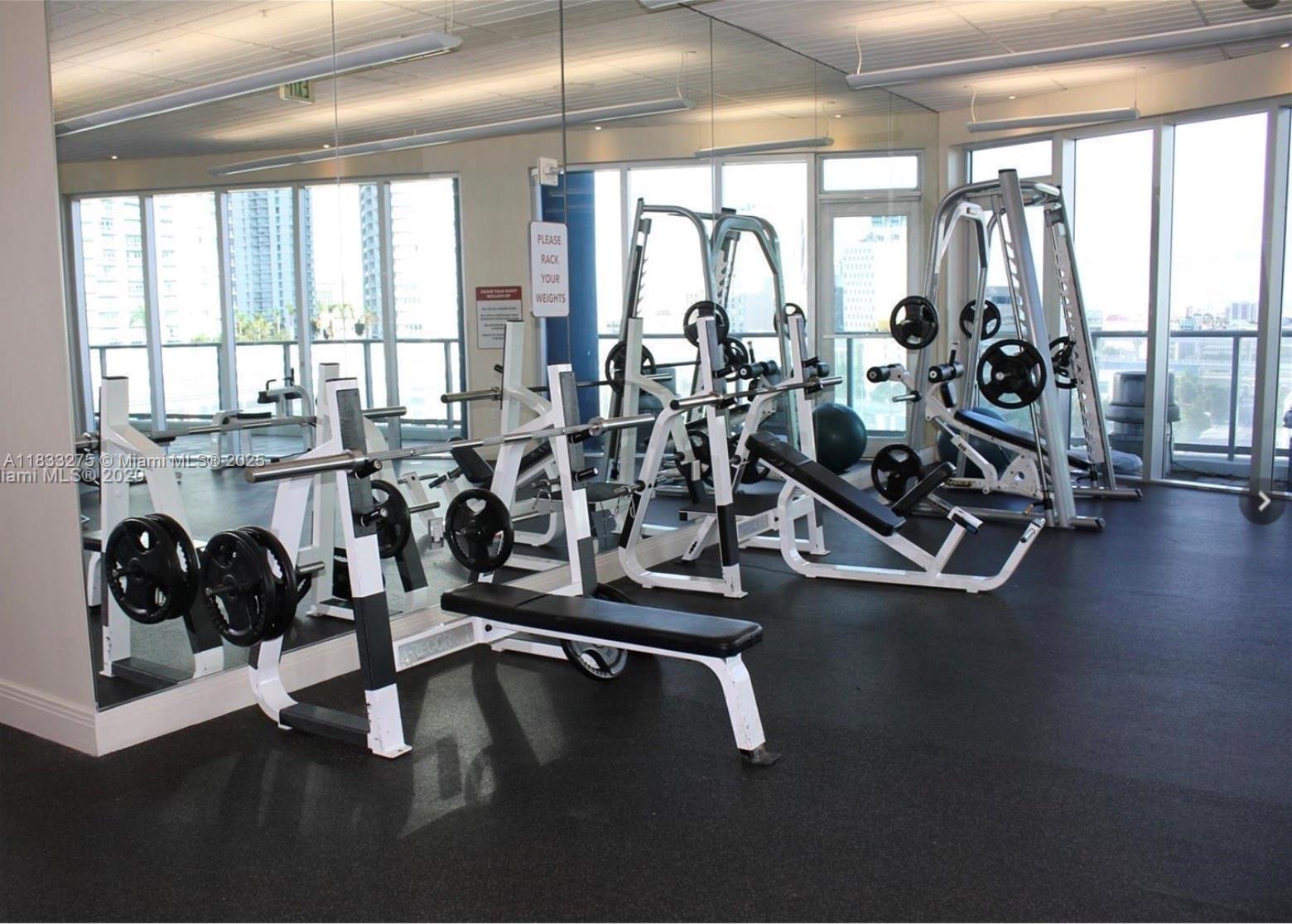 185 SW 7th St # 3600