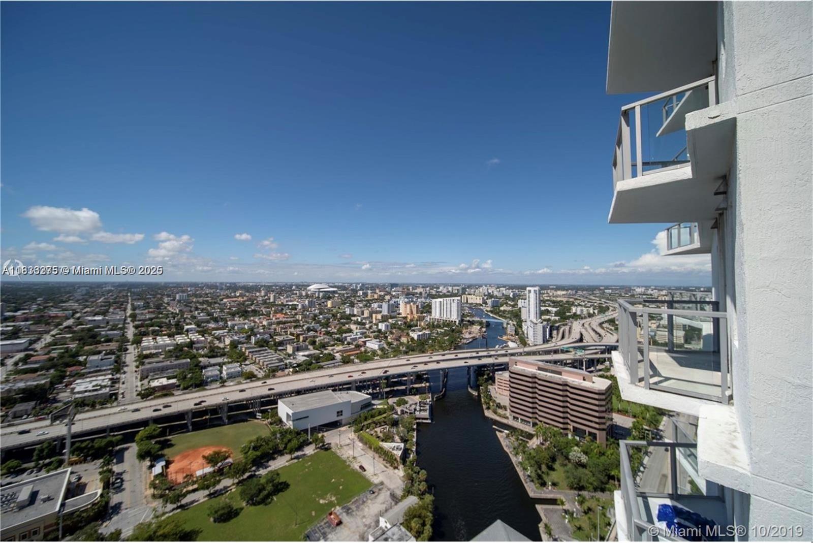 185 SW 7th St # 3600