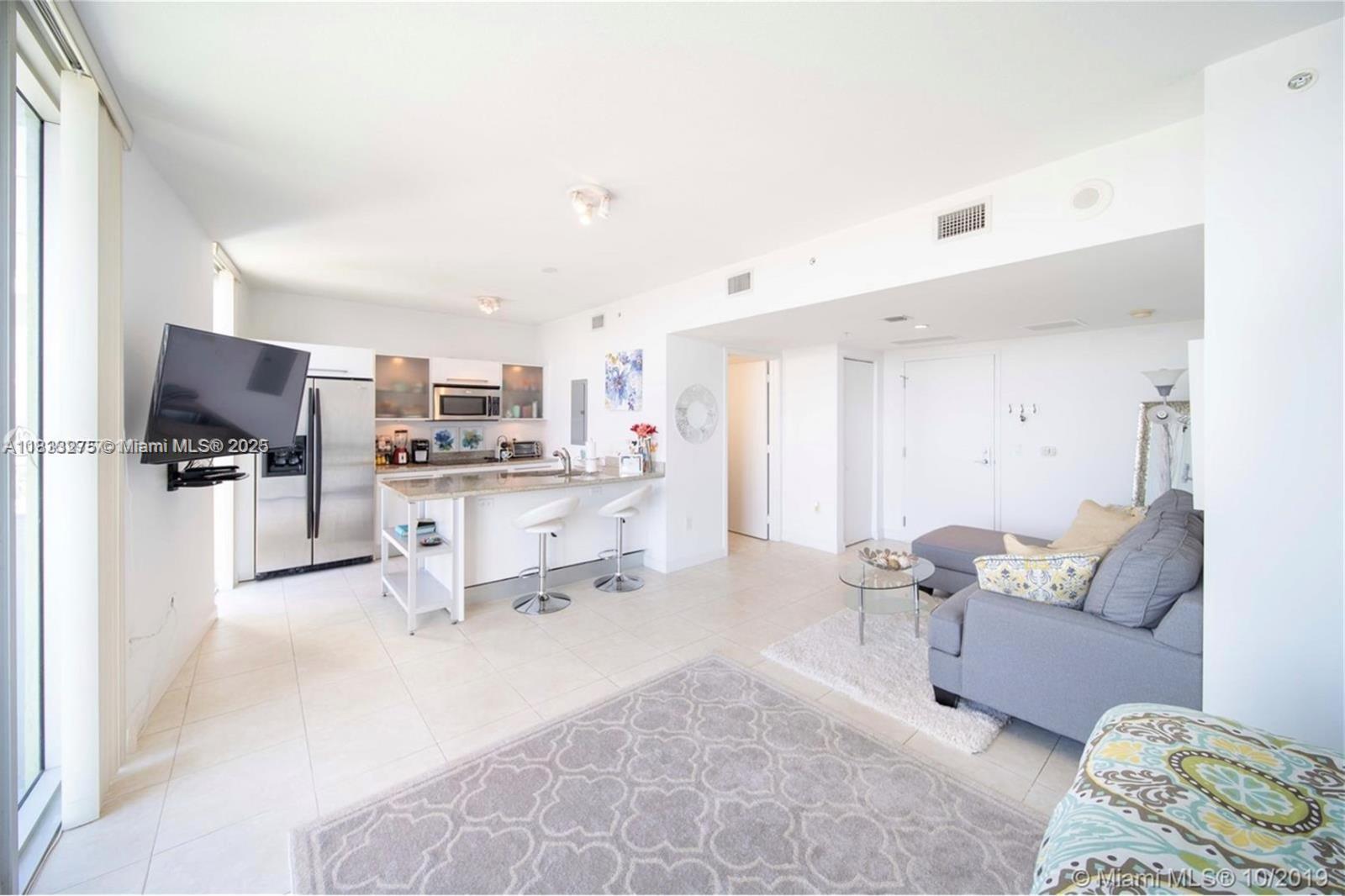 185 SW 7th St # 3600