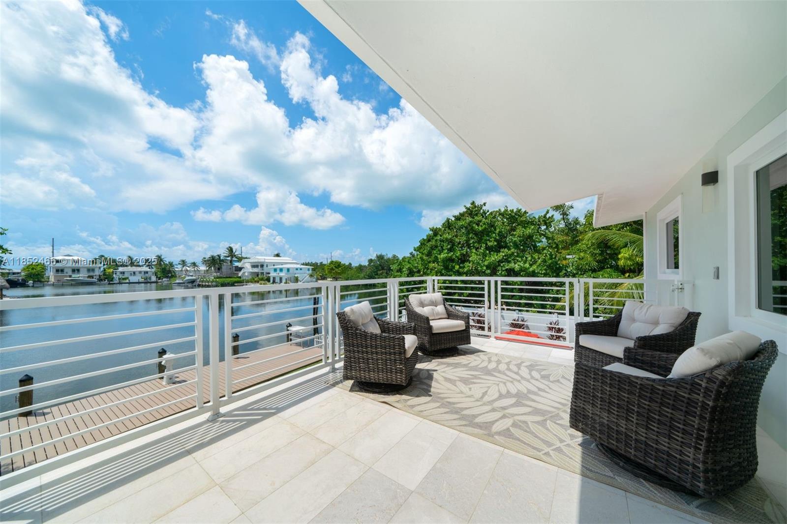 109 Sapodilla Dr