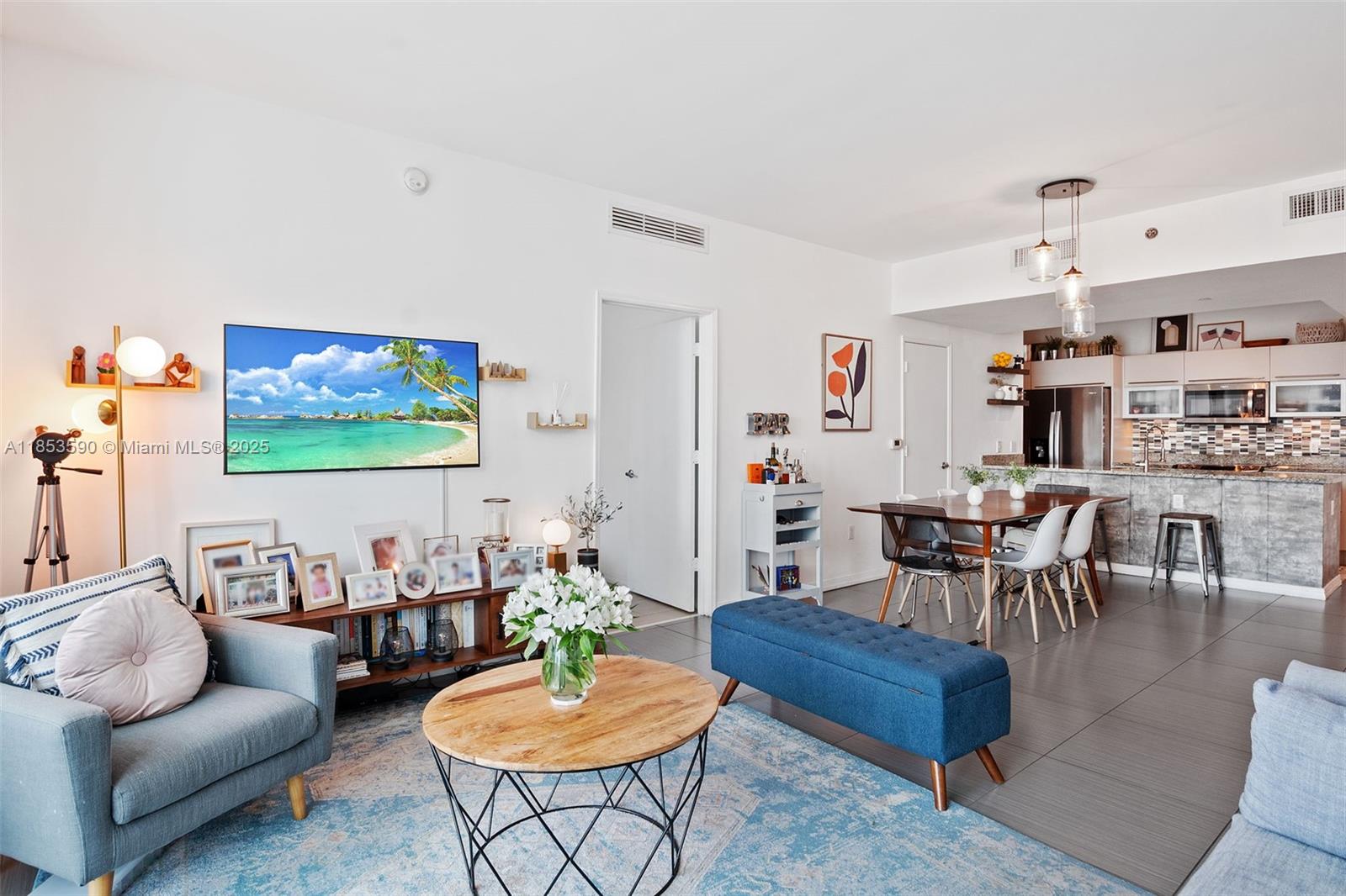 951 Brickell Ave # 3207